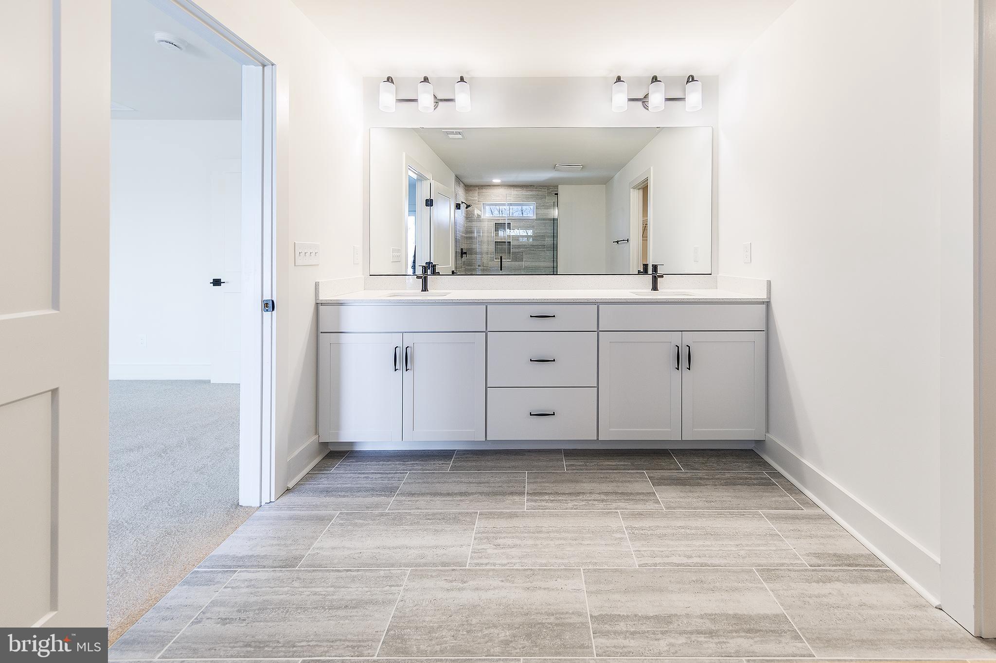 HARBOR VIEW - Residential