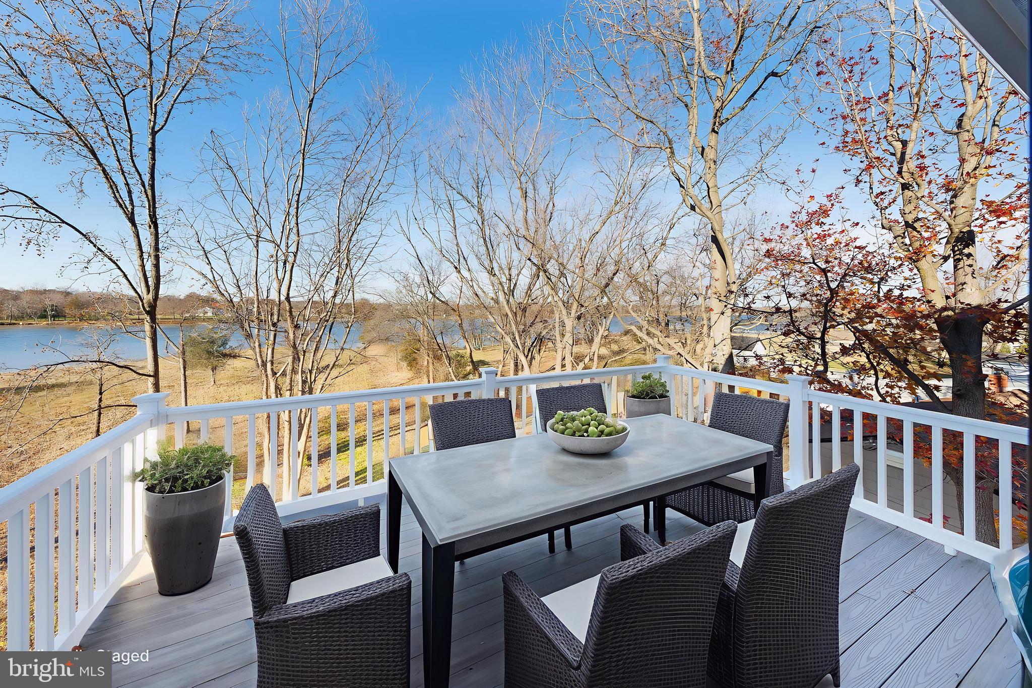 HARBOR VIEW - Residential