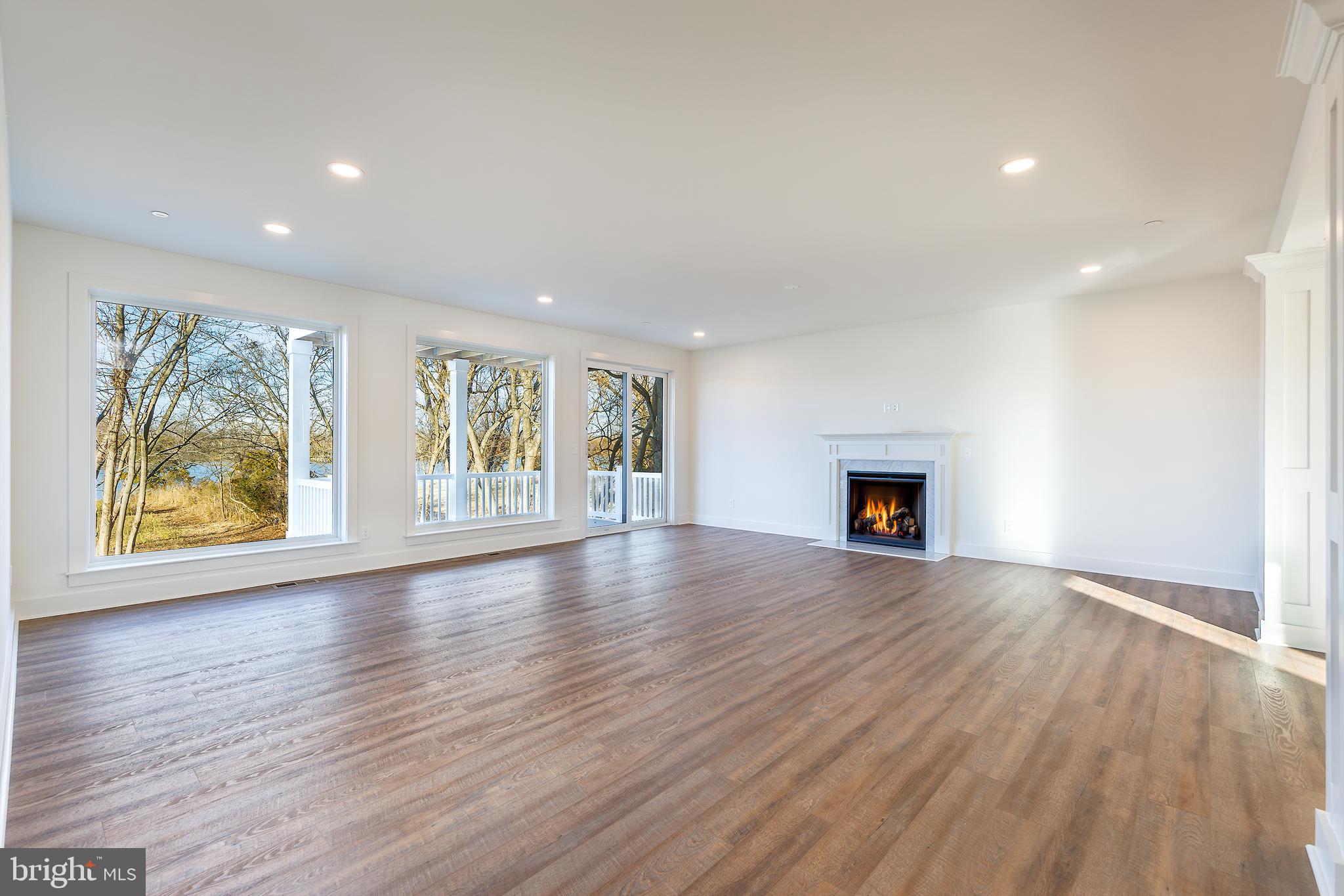 HARBOR VIEW - Residential