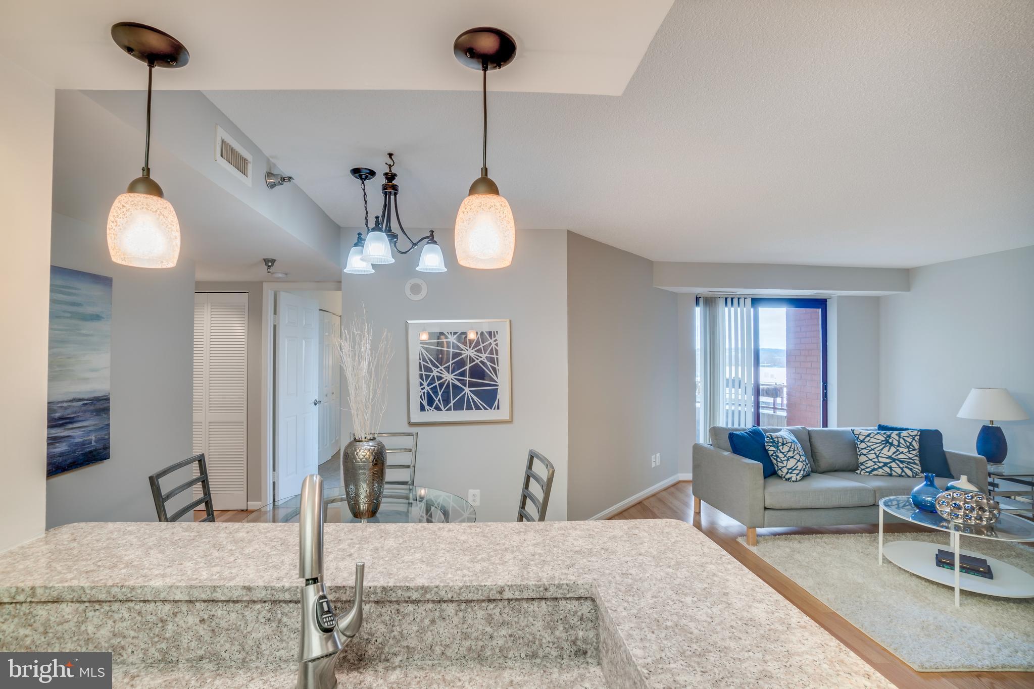 CLARENDON - Residential