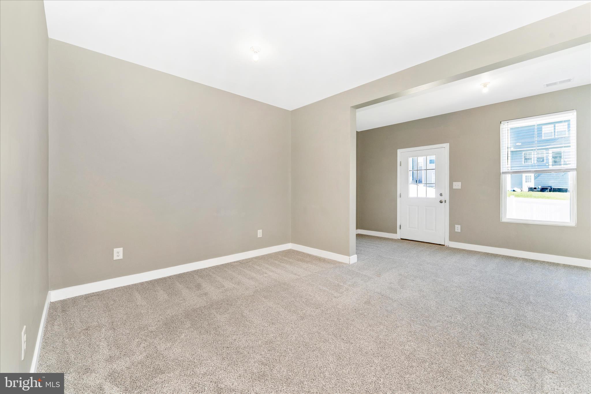 OVERLOOK AT RIVERSIDE TOWNHOMES - Residential