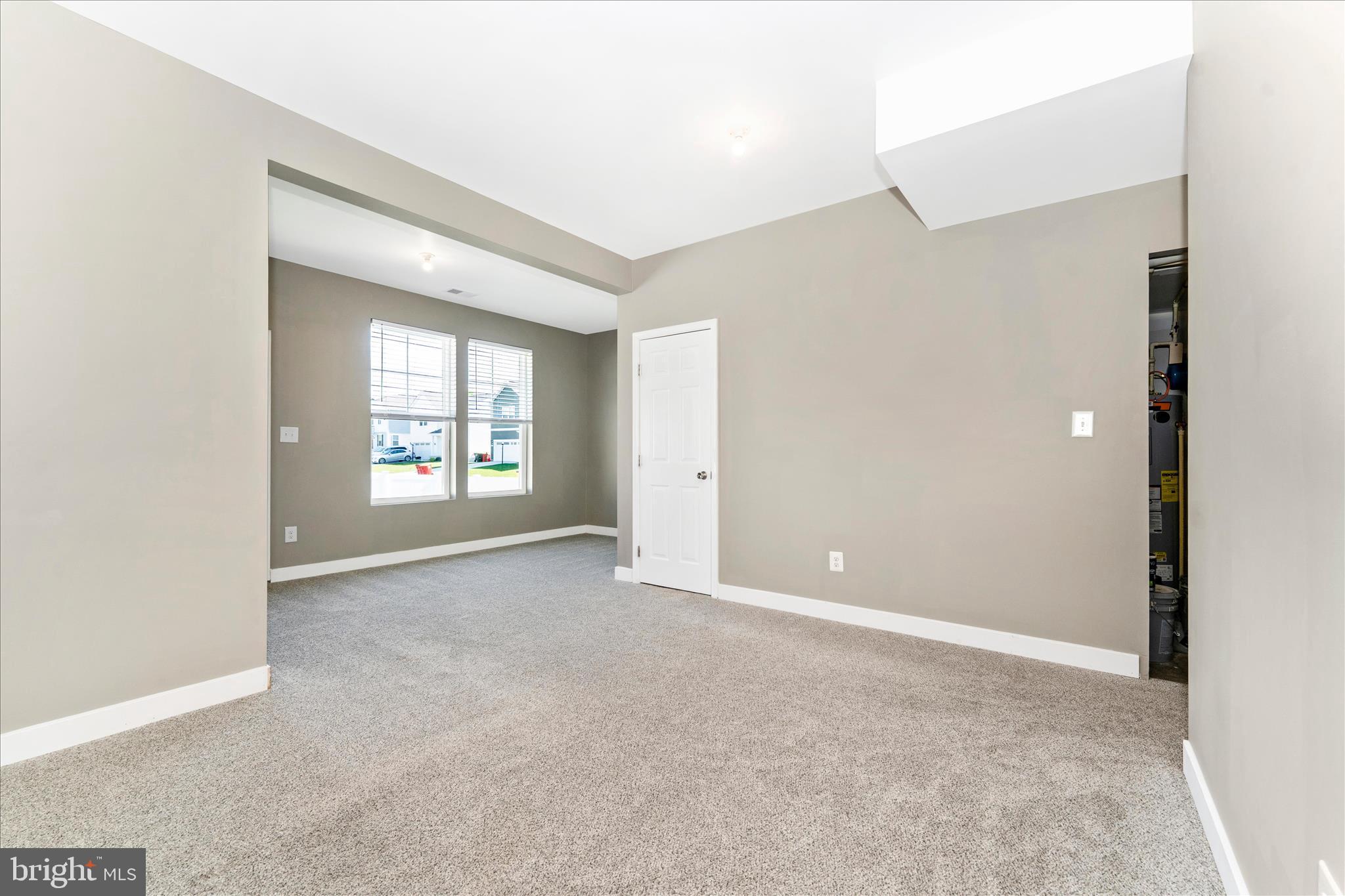 OVERLOOK AT RIVERSIDE TOWNHOMES - Residential