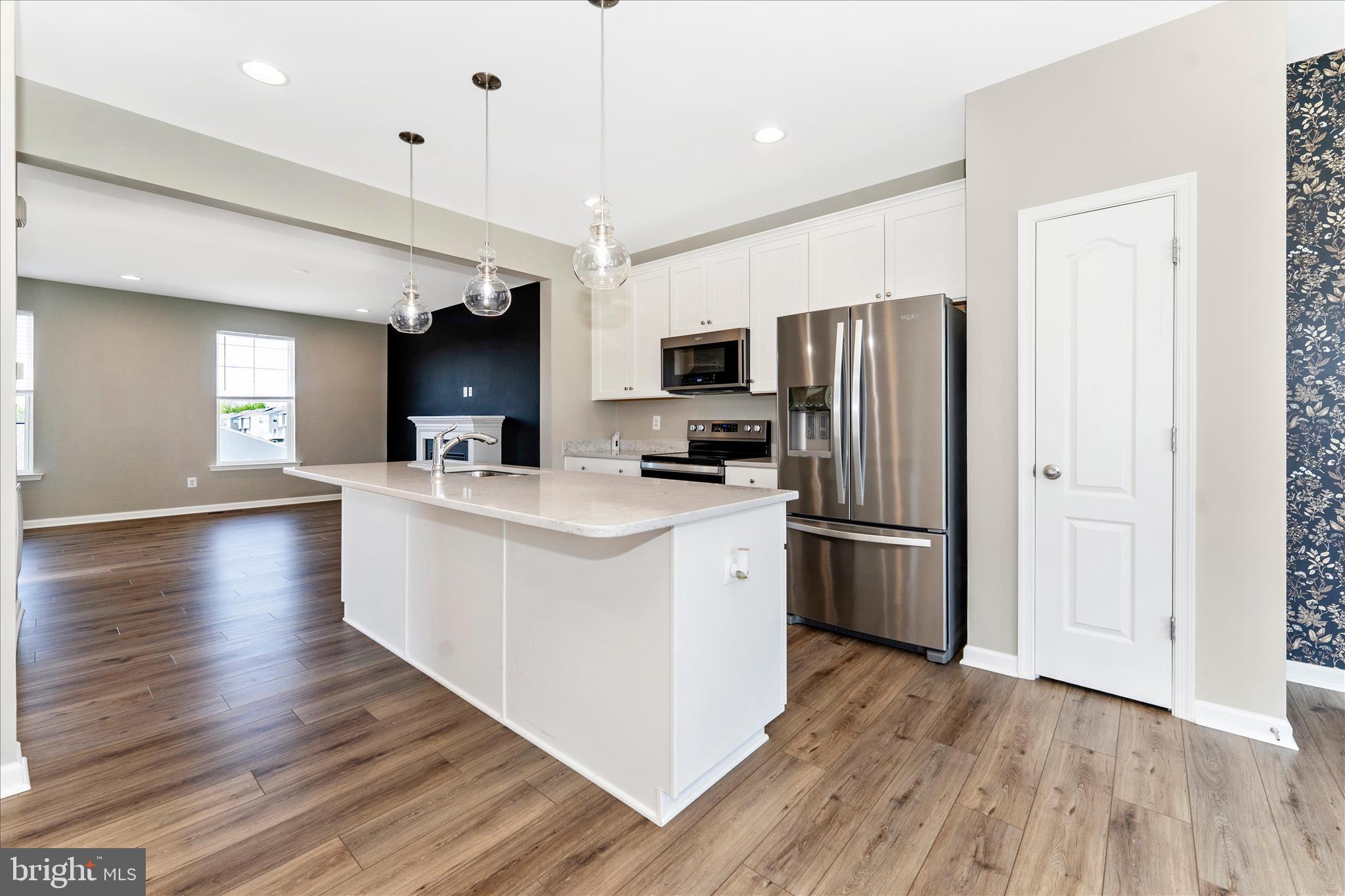 OVERLOOK AT RIVERSIDE TOWNHOMES - Residential