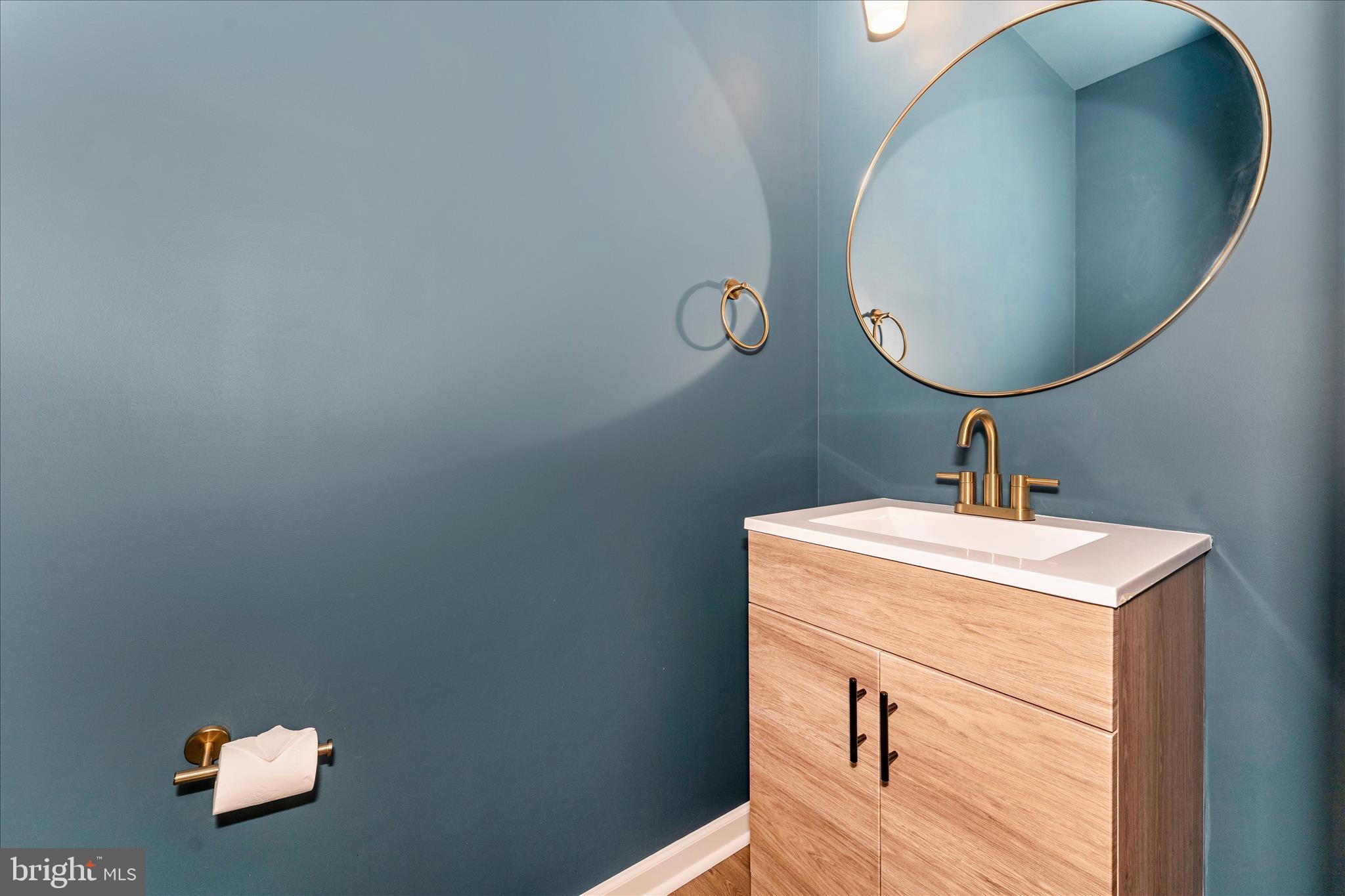 OVERLOOK AT RIVERSIDE TOWNHOMES - Residential