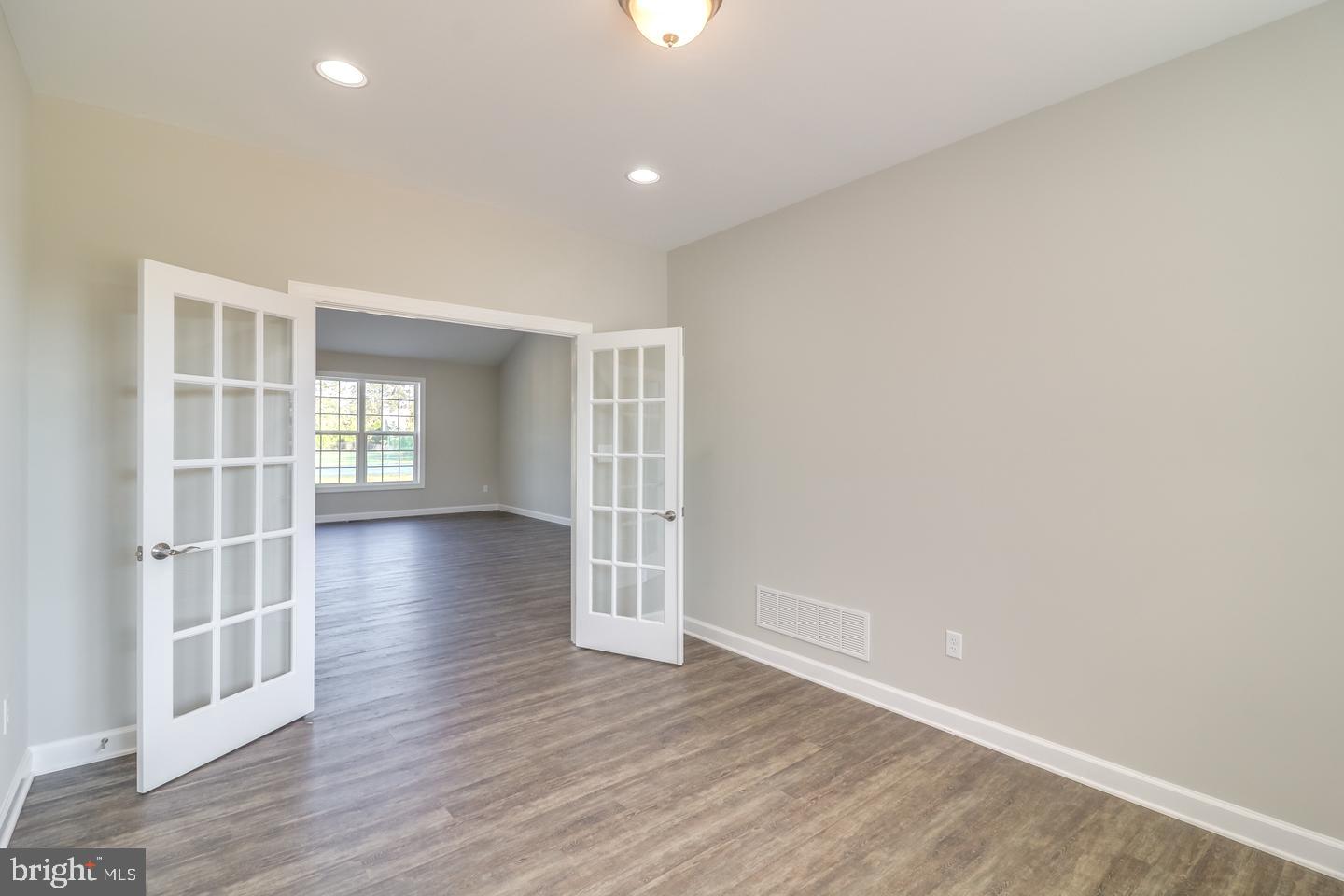 SUGAR MAPLE FARMS - Residential