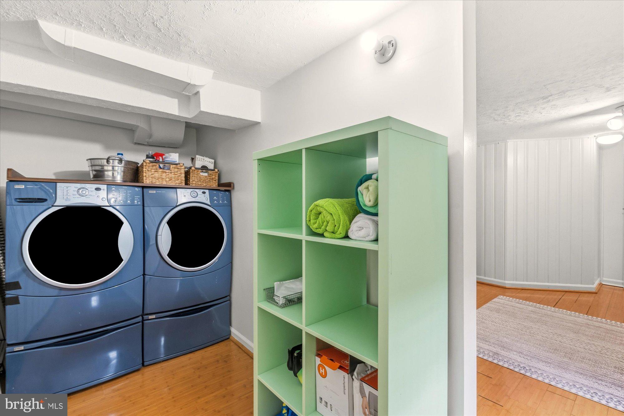 BEVERLEY HILLS - Residential