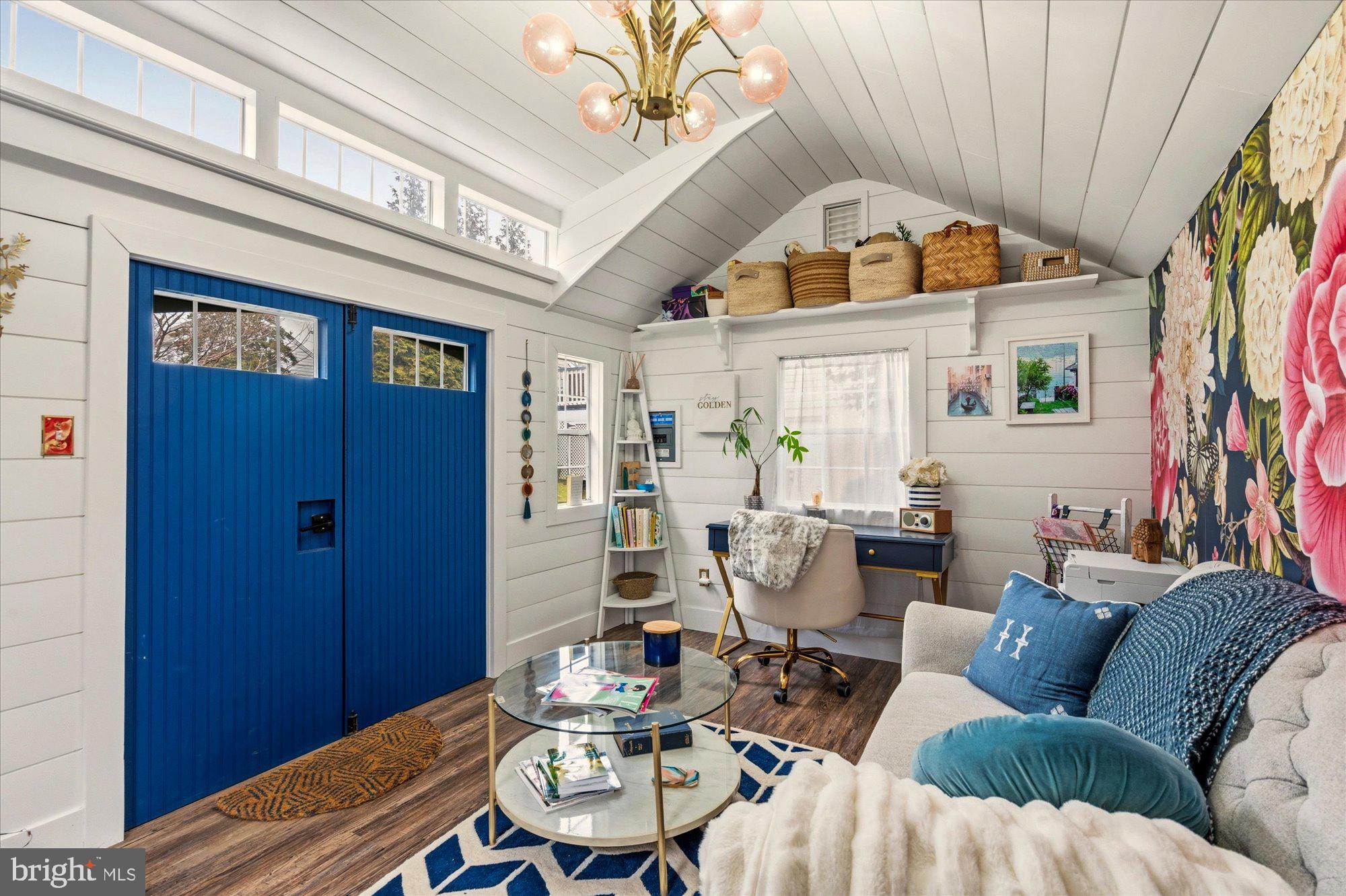 BEVERLEY HILLS - Residential