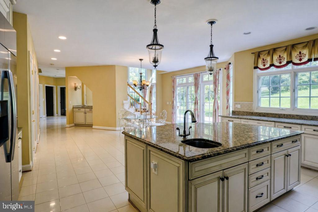 BEACON HILL - Residential