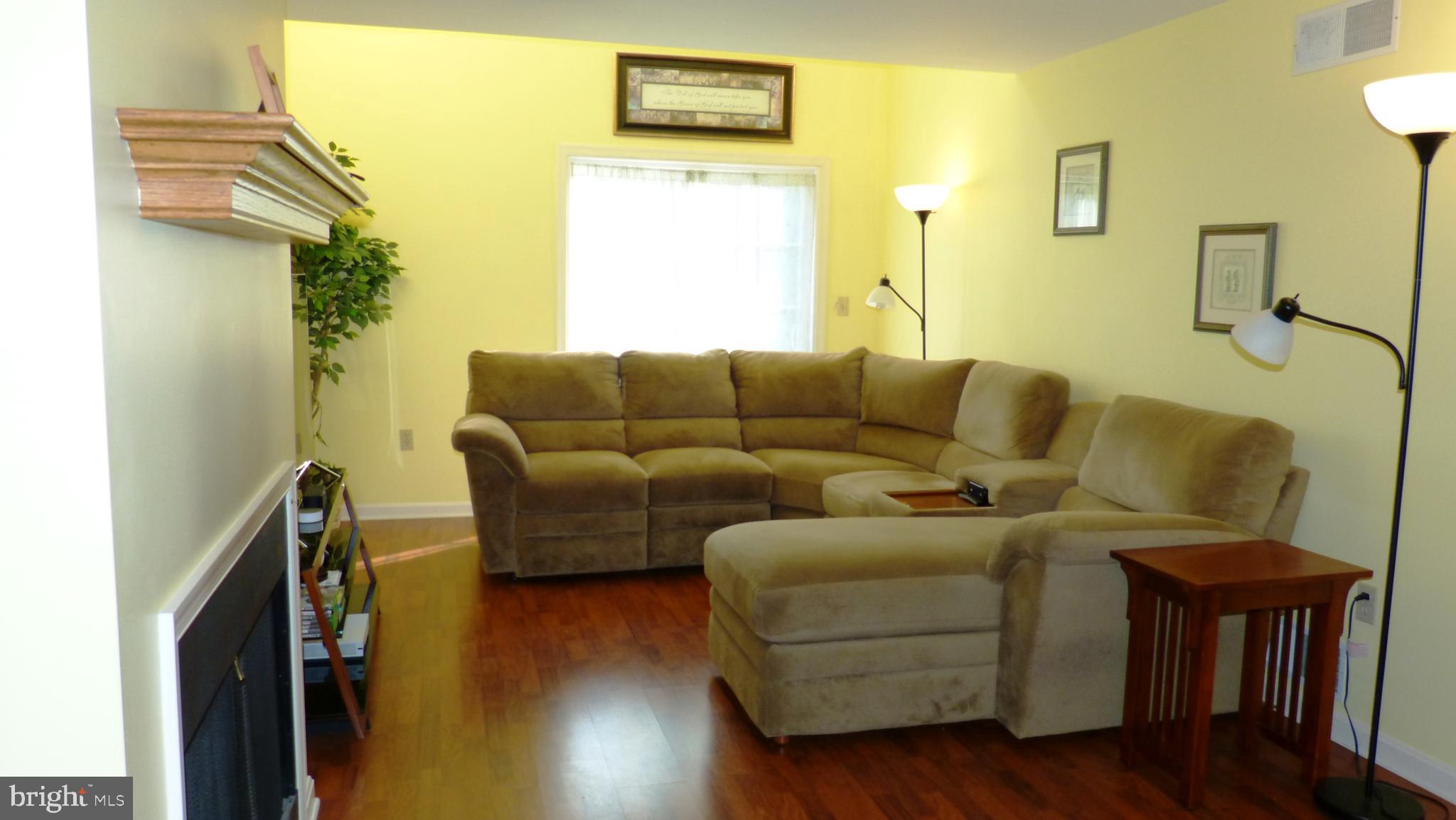 STONEGATE VILLAGE - Residential