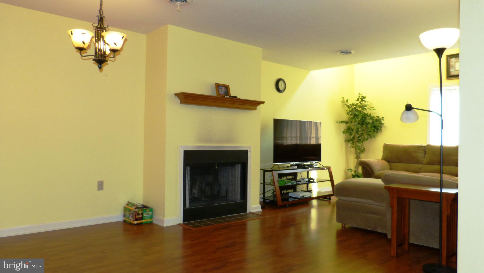 STONEGATE VILLAGE - Residential