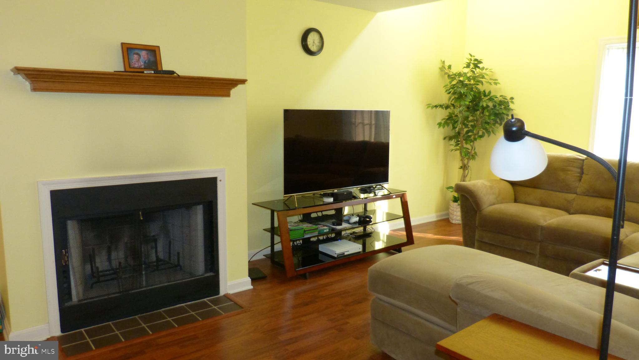 STONEGATE VILLAGE - Residential