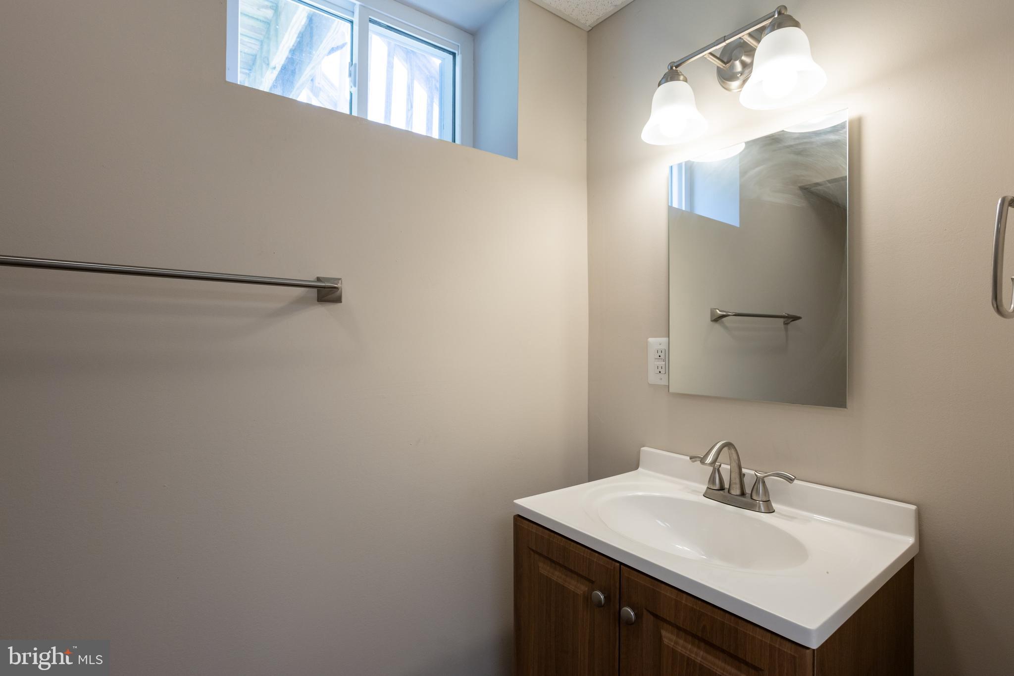 ABERDEEN HILLS - Residential