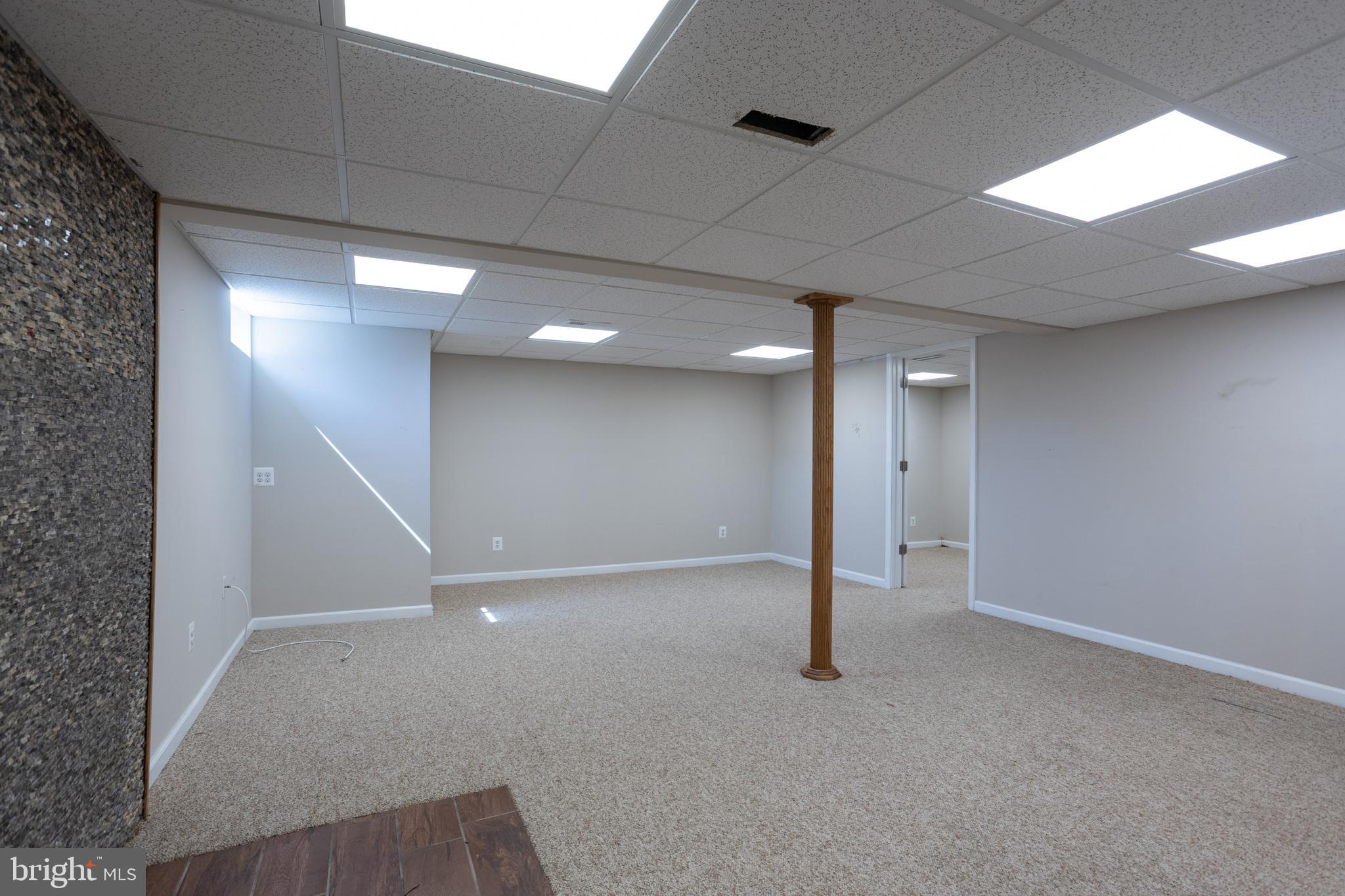 ABERDEEN HILLS - Residential