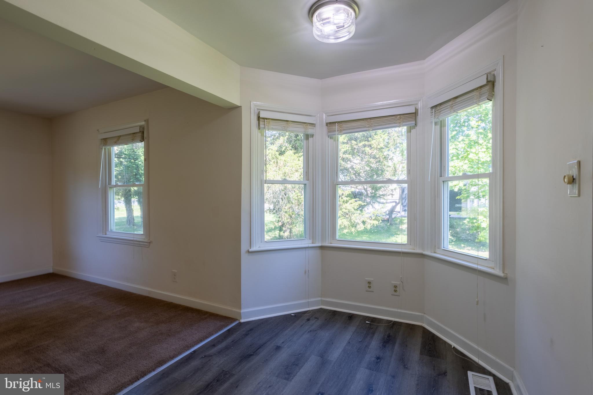ABERDEEN HILLS - Residential