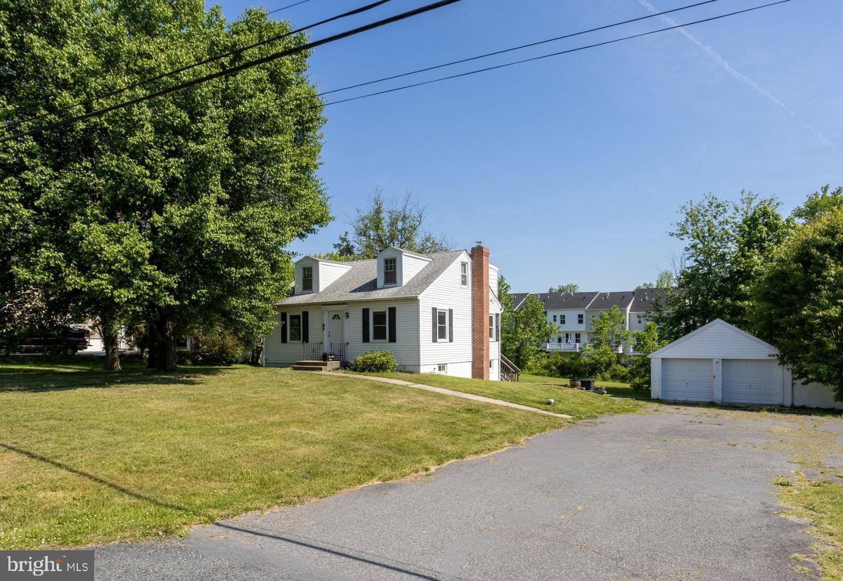 ABERDEEN HILLS - Residential