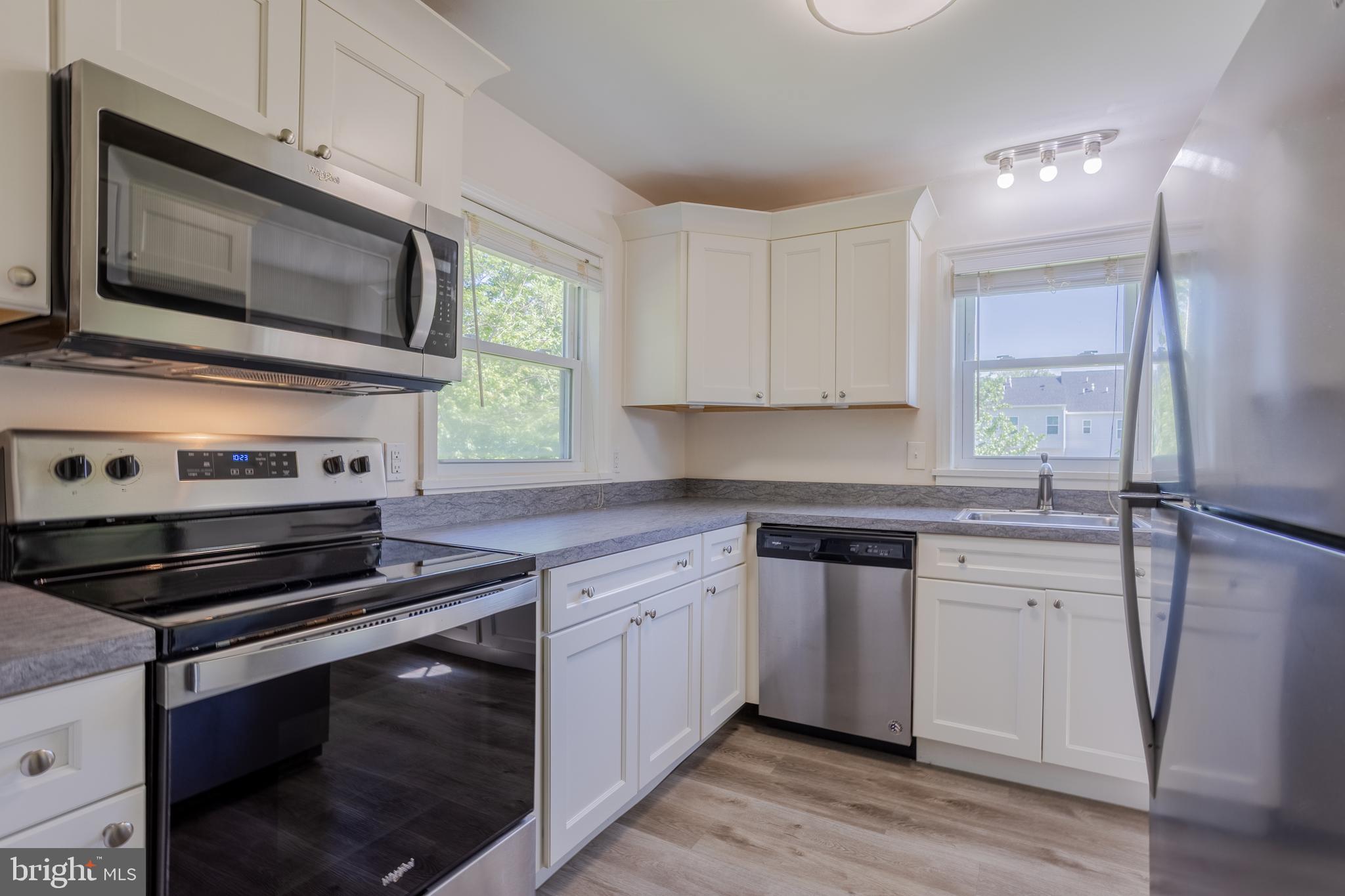 ABERDEEN HILLS - Residential