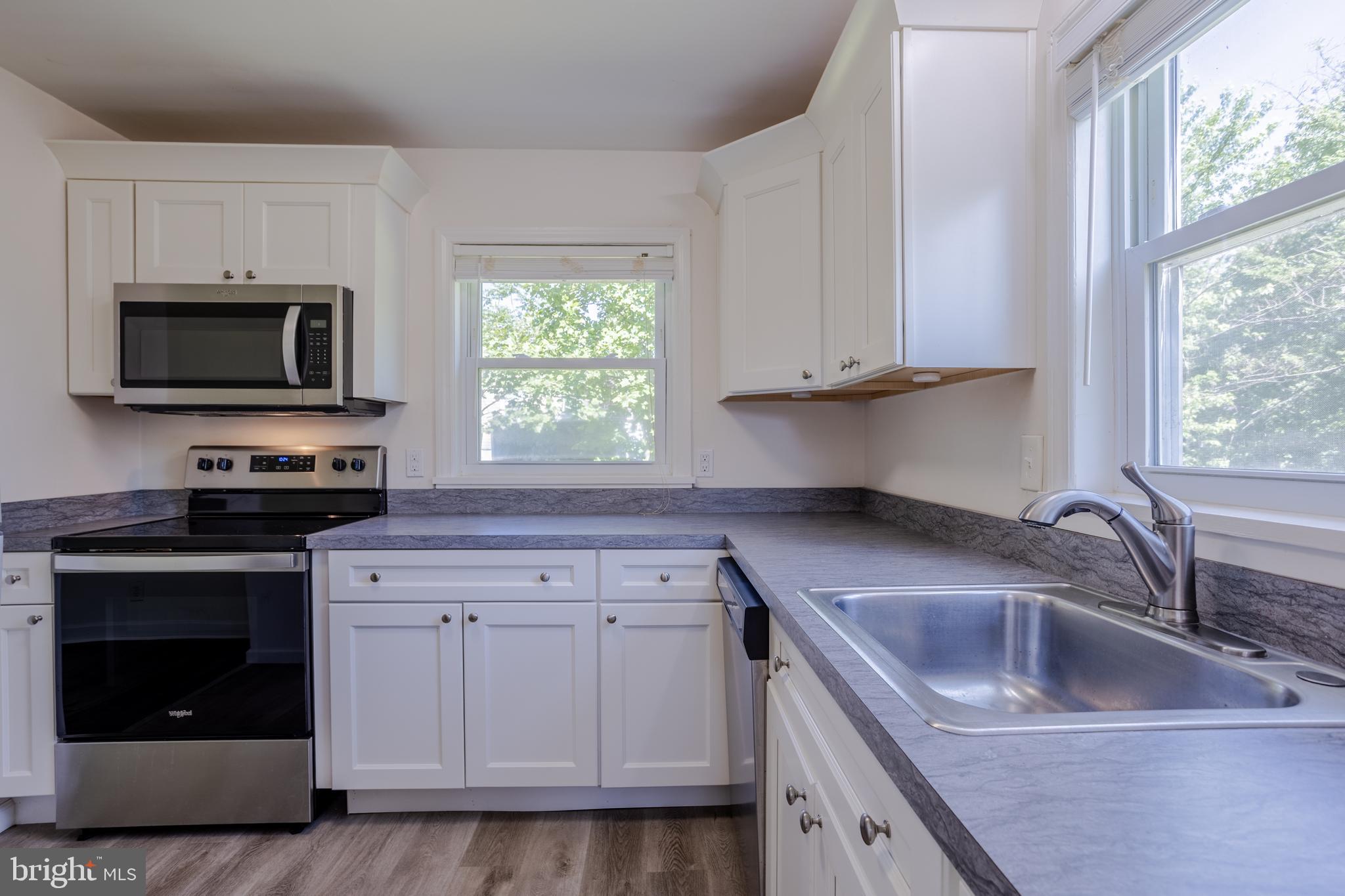 ABERDEEN HILLS - Residential
