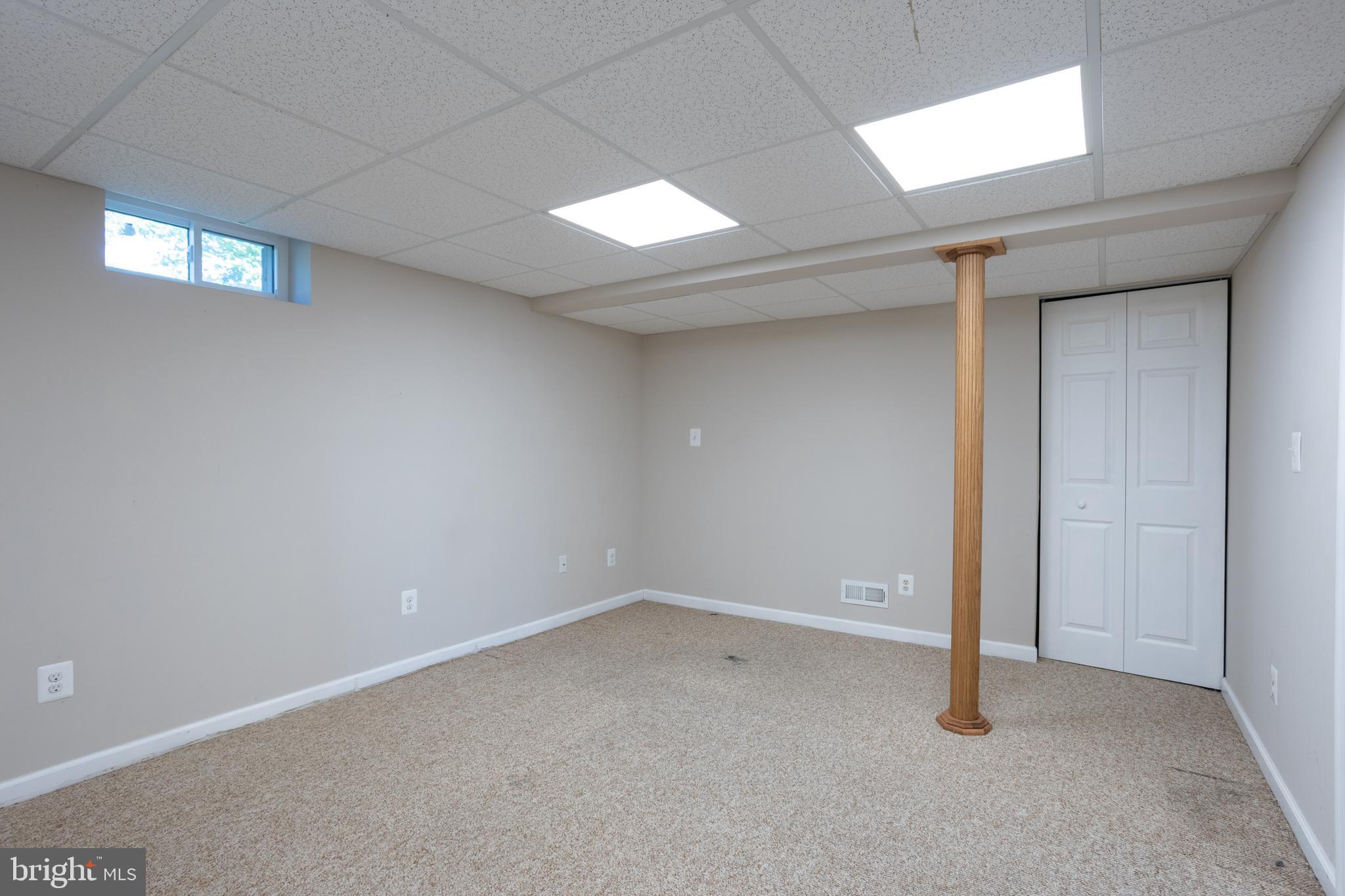 ABERDEEN HILLS - Residential