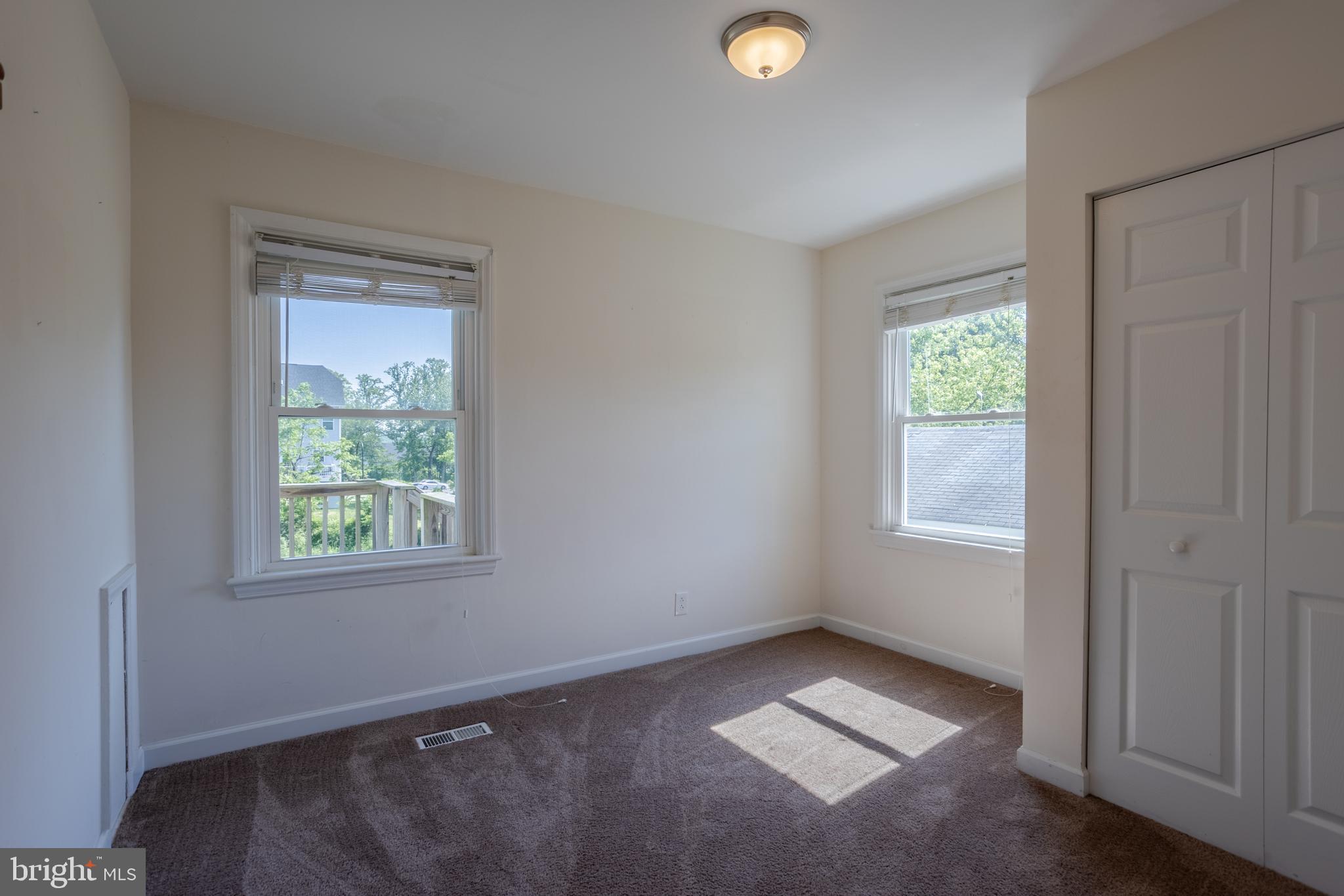 ABERDEEN HILLS - Residential