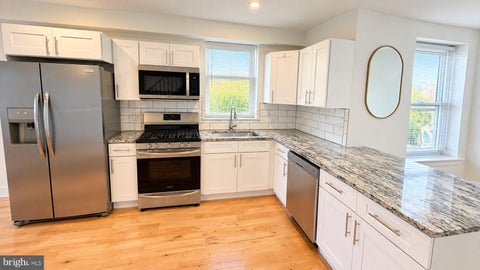 Townhouse For Rent - 153 Dupont Street<br/> PHILADELPHIA, PA 19127