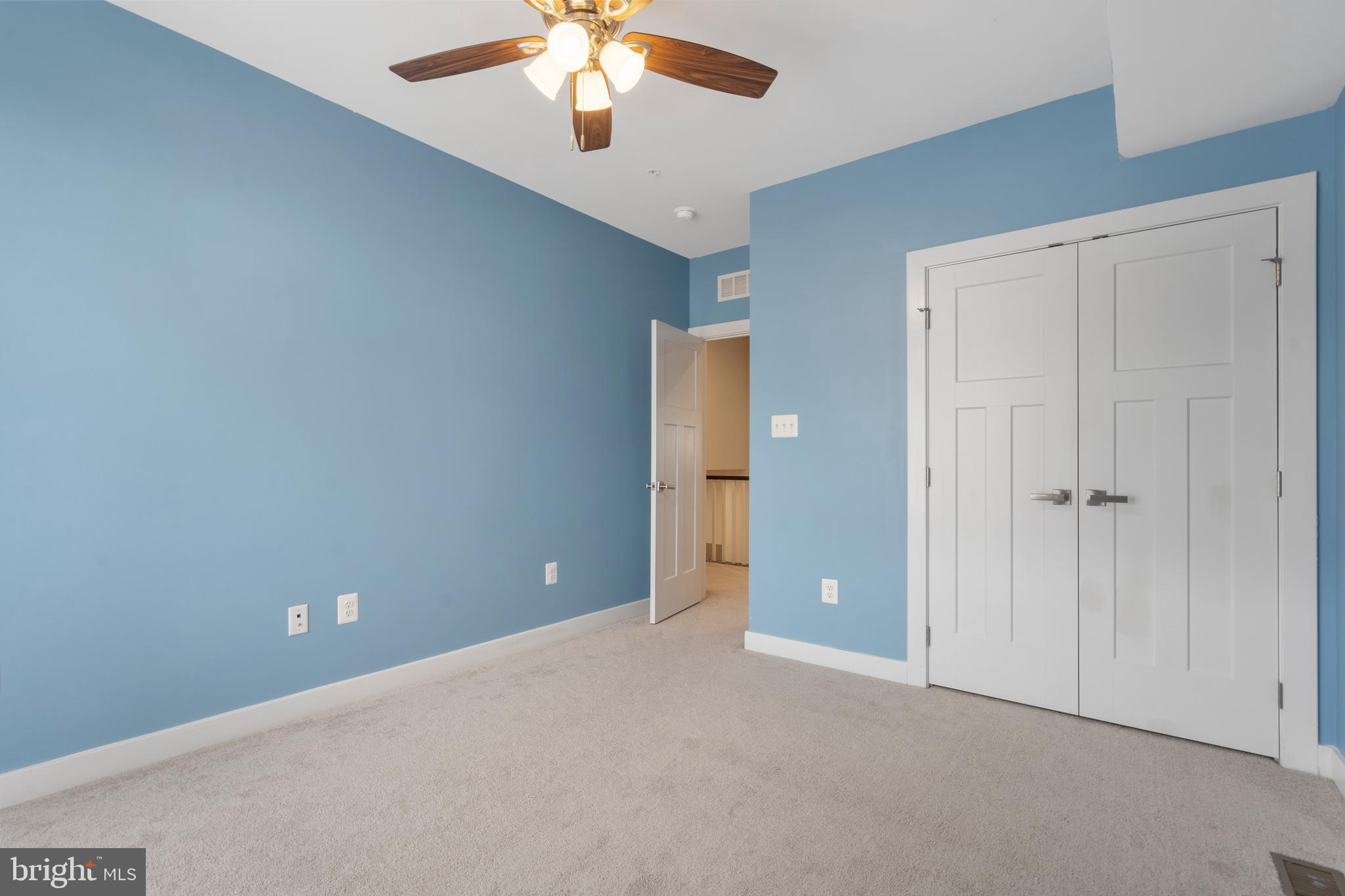 OAKDALE VILLAGE - Residential Lease