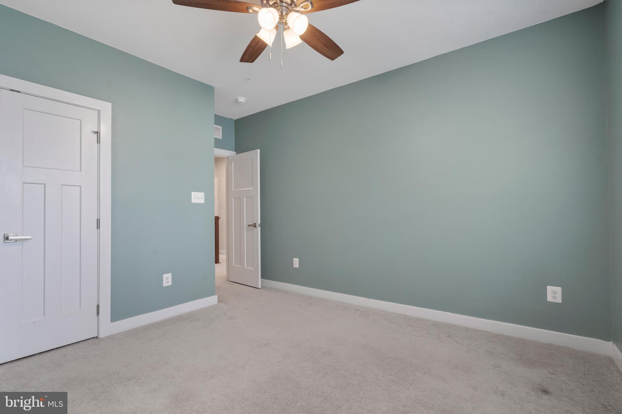 OAKDALE VILLAGE - Residential Lease