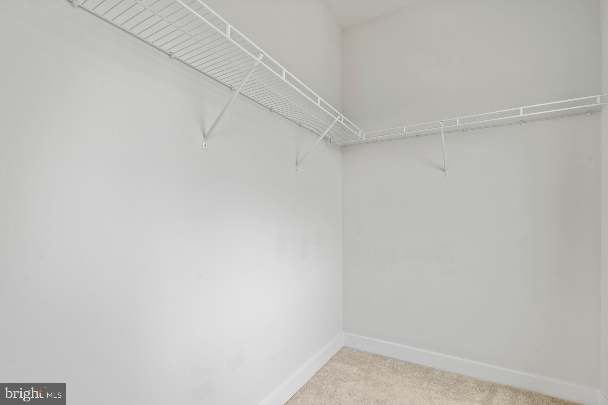 OAKDALE VILLAGE - Residential Lease