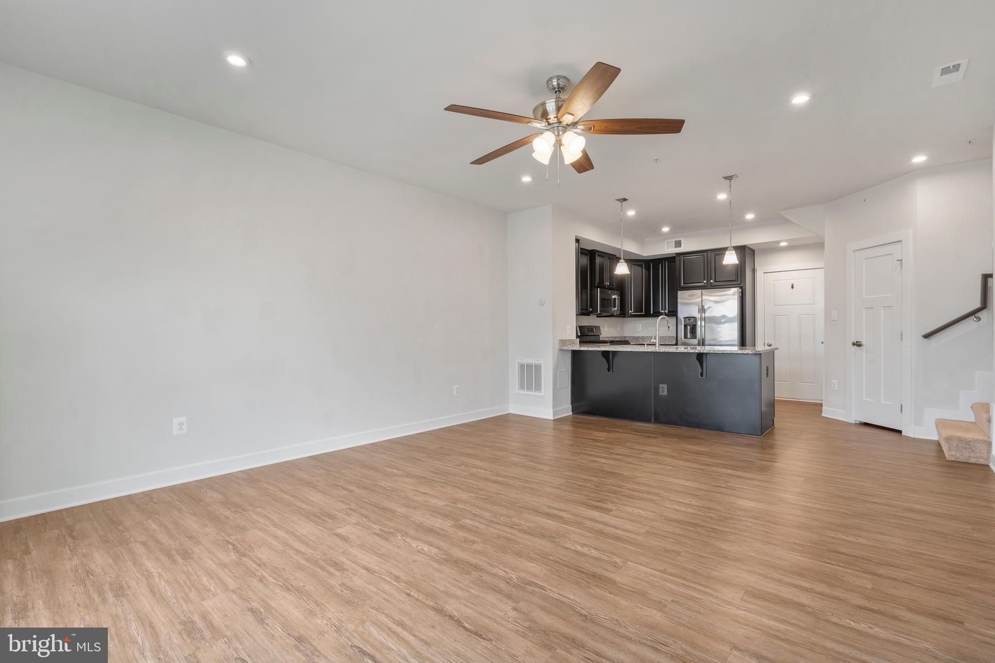 OAKDALE VILLAGE - Residential Lease