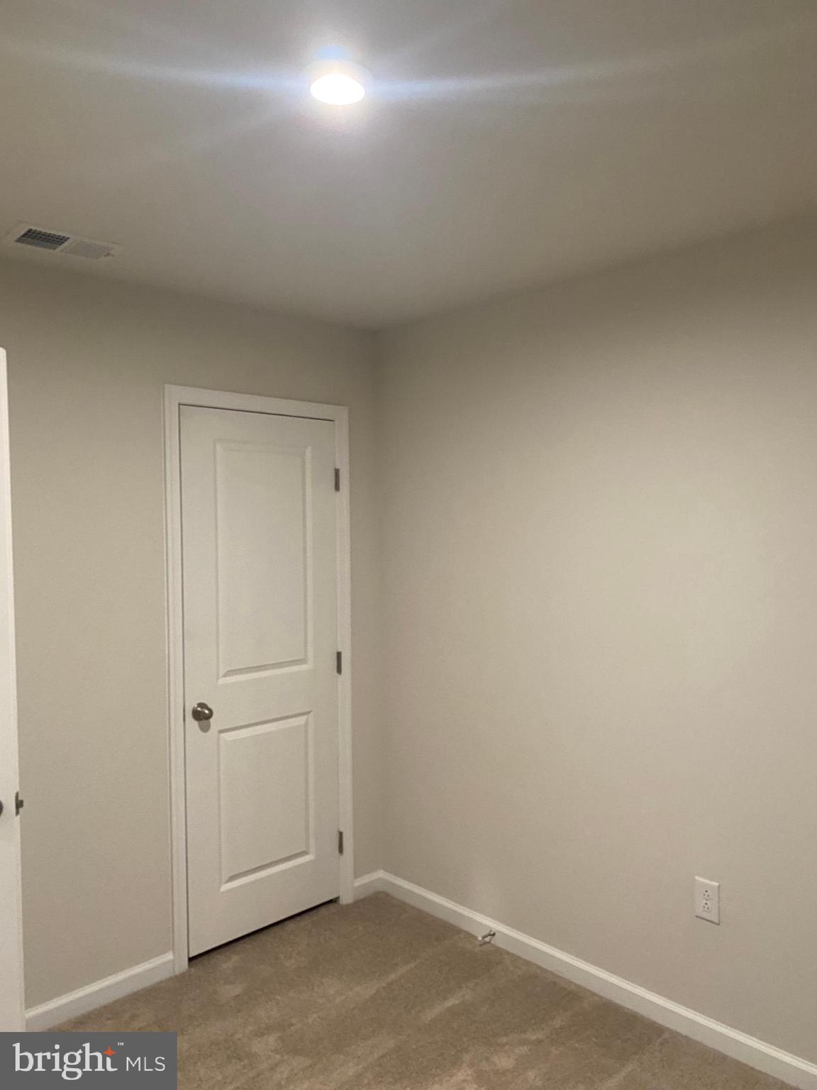 SANATOGA CROSSING - Residential Lease