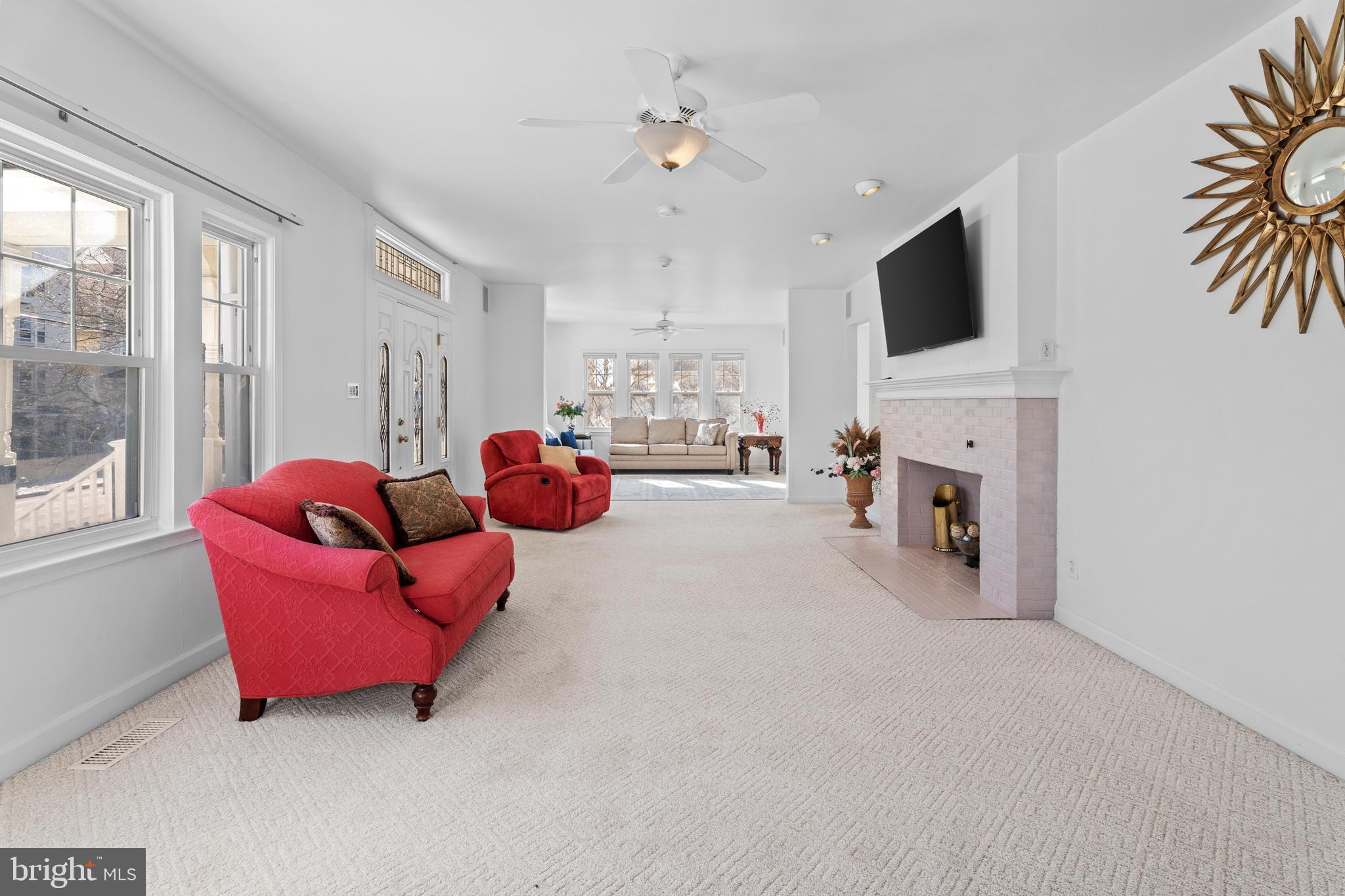 DOWNTOWN OC - Residential