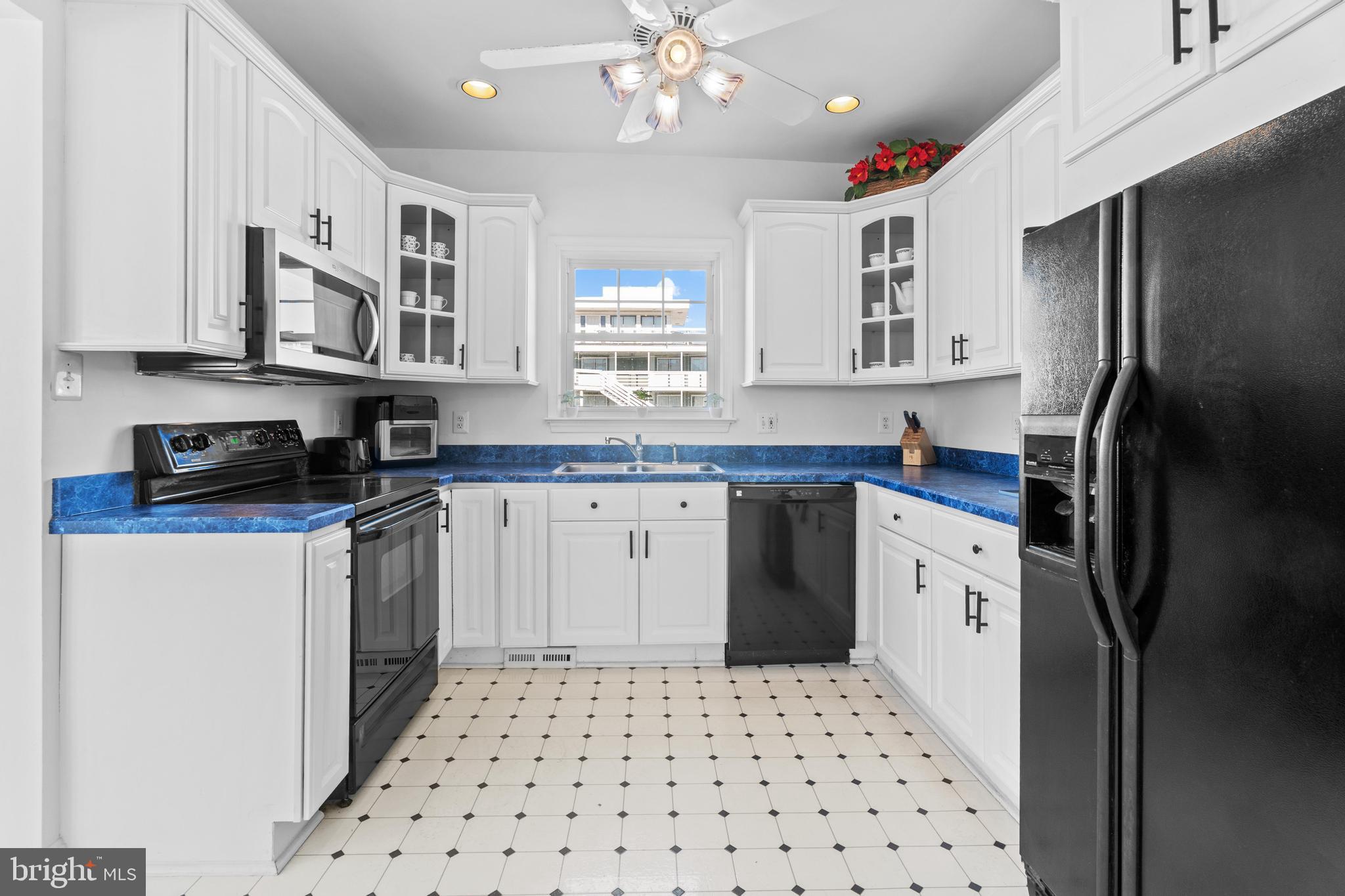 DOWNTOWN OC - Residential