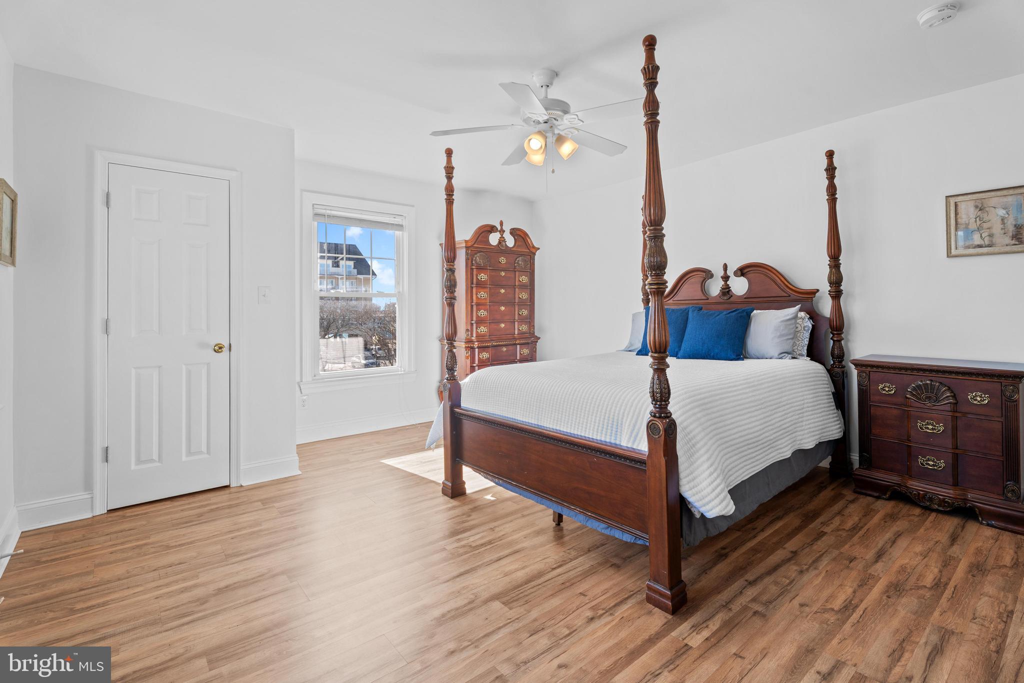 DOWNTOWN OC - Residential