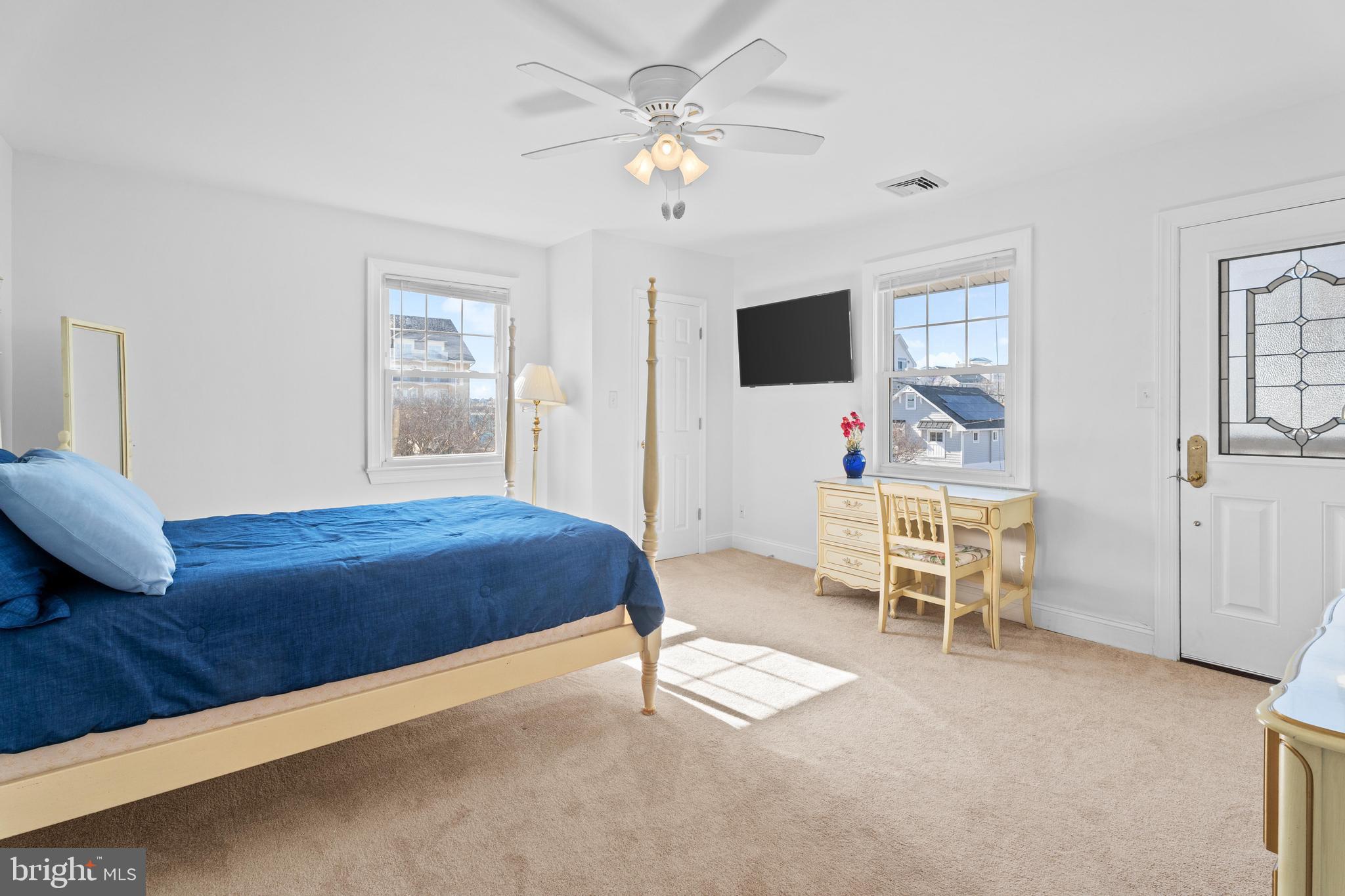 DOWNTOWN OC - Residential