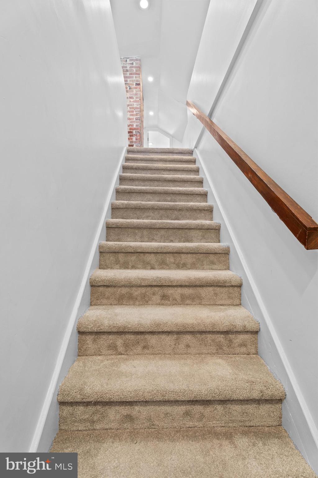 DOWNTOWN OC - Residential