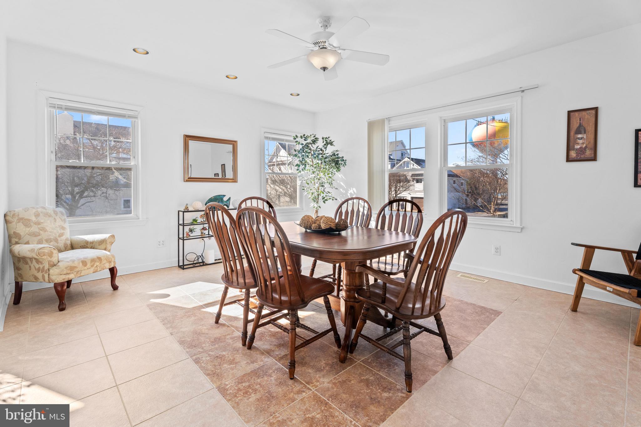 DOWNTOWN OC - Residential