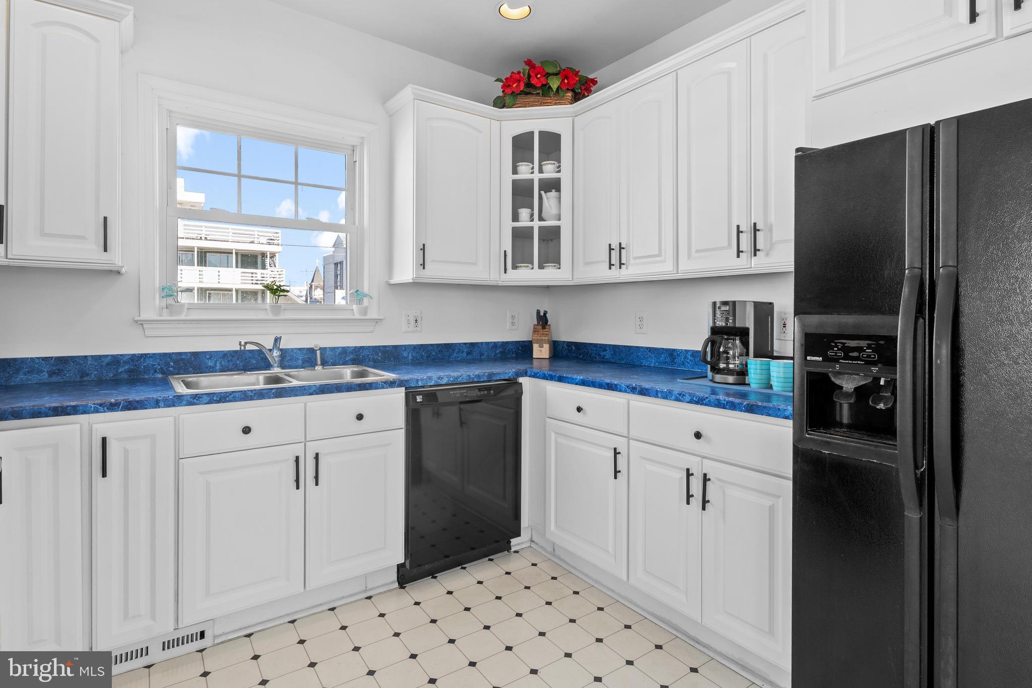 DOWNTOWN OC - Residential