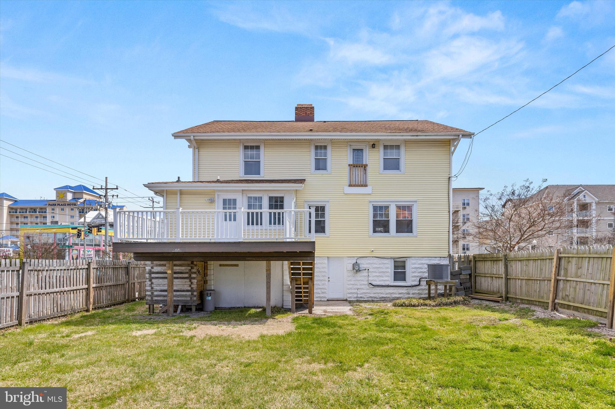 DOWNTOWN OC - Residential