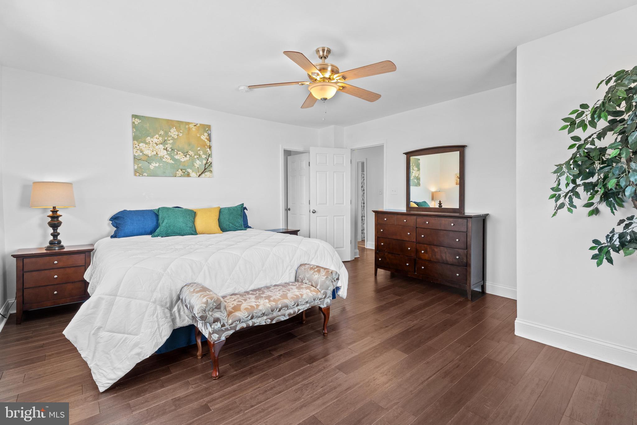 DOWNTOWN OC - Residential