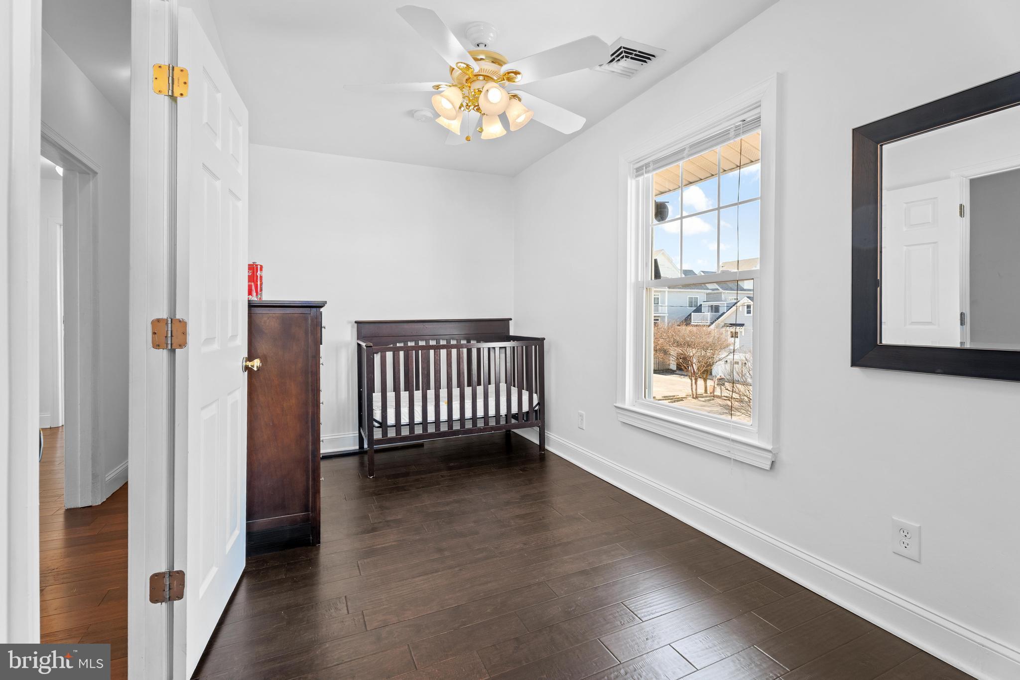 DOWNTOWN OC - Residential