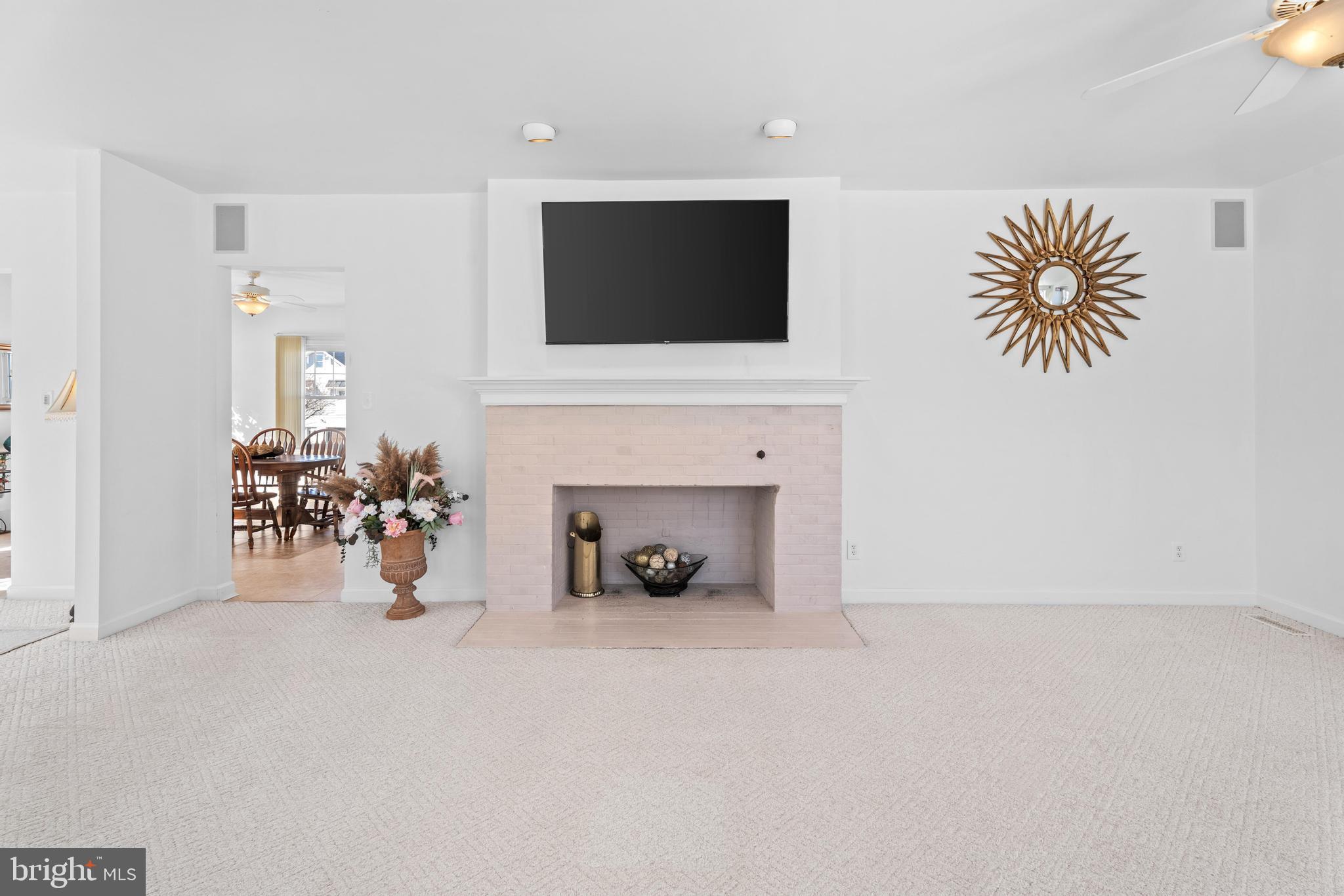 DOWNTOWN OC - Residential