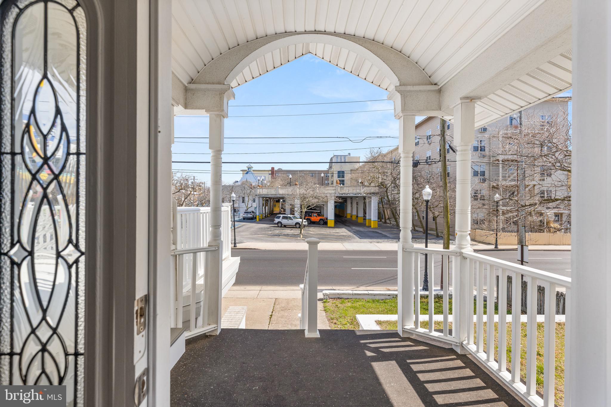 DOWNTOWN OC - Residential