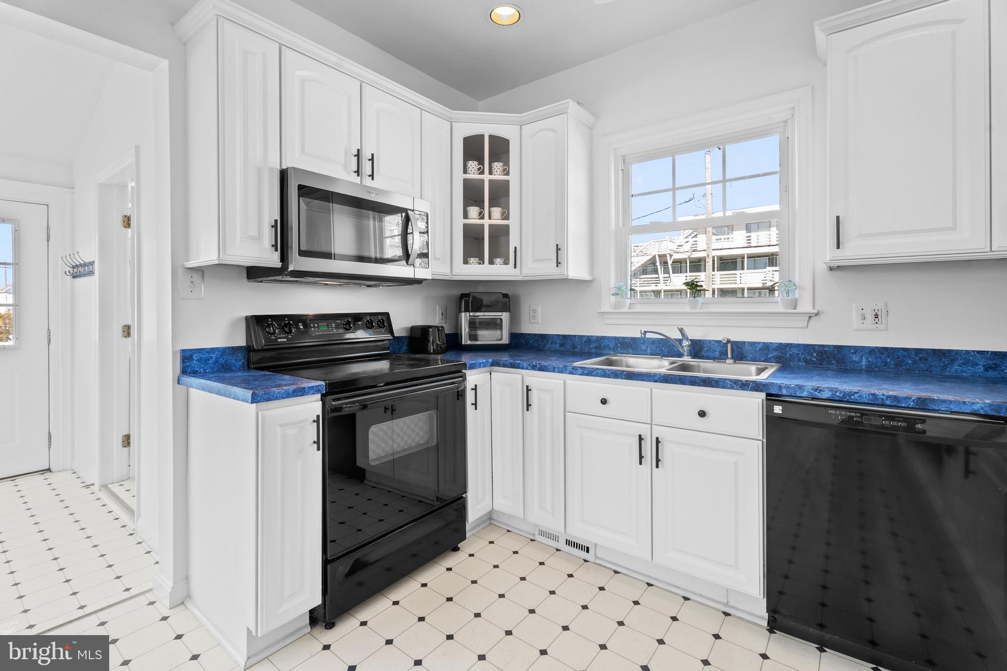 DOWNTOWN OC - Residential