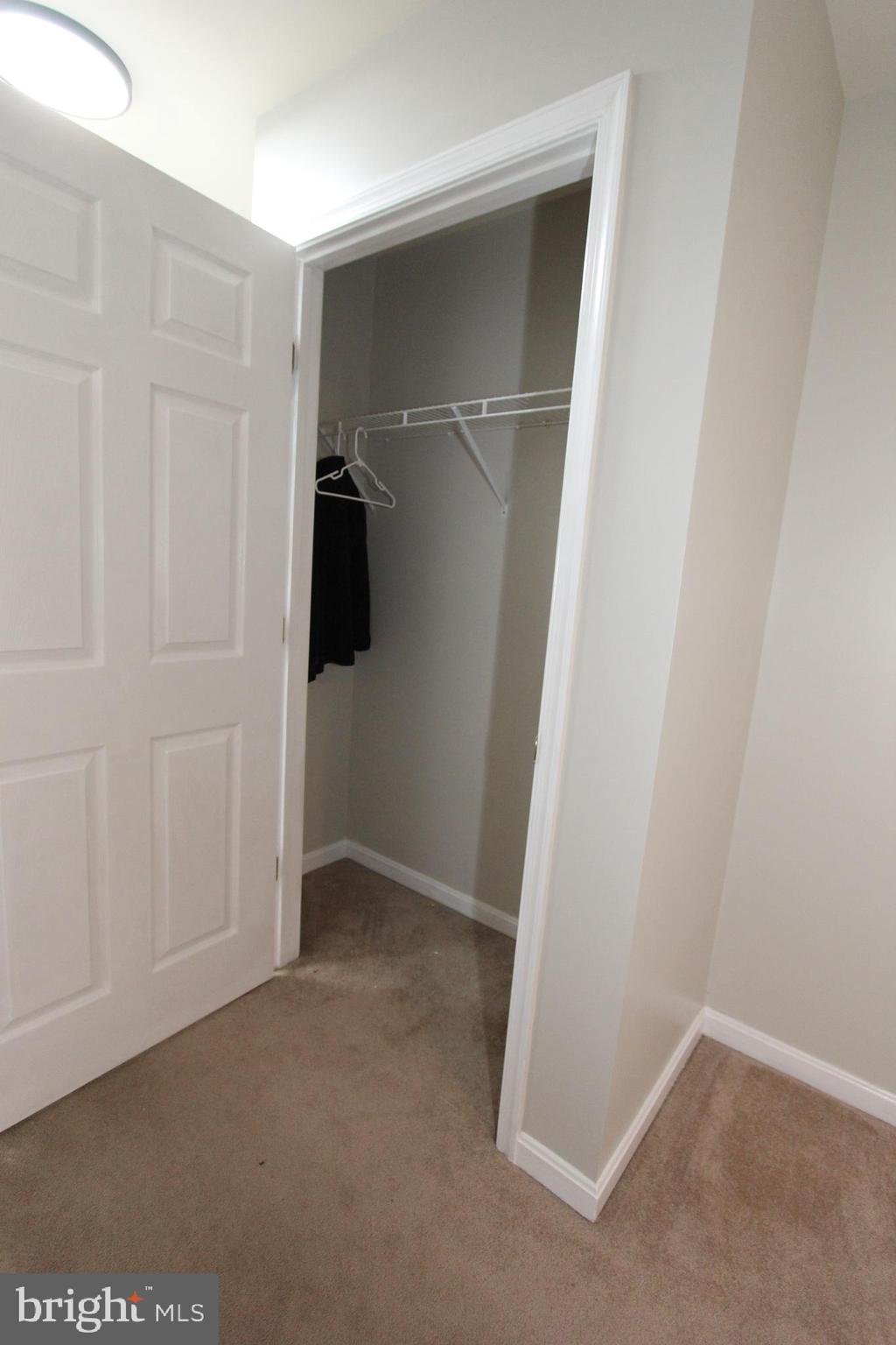 ECHO GLEN - Residential