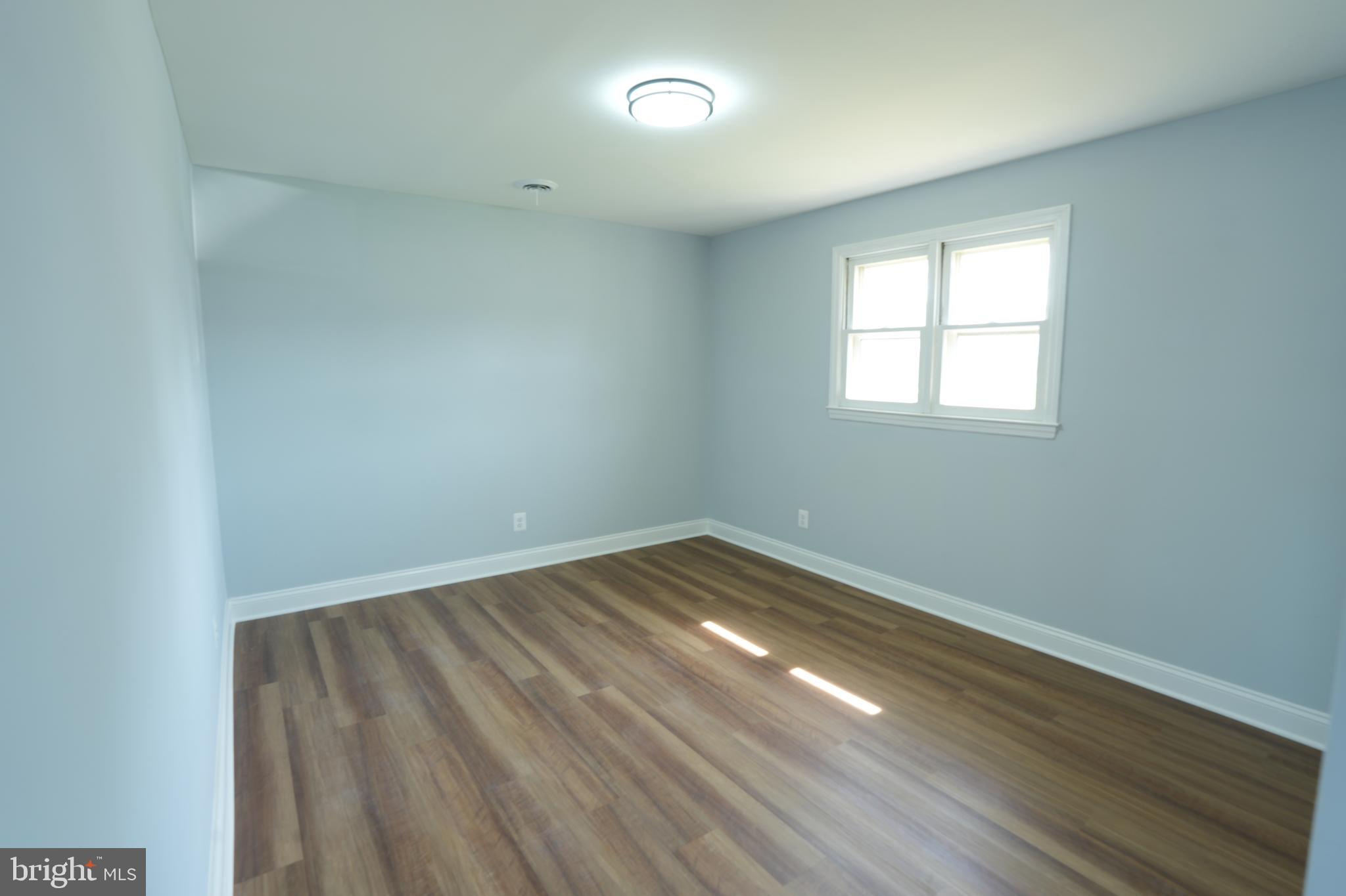 WOODLAWN HEIGHTS - Residential