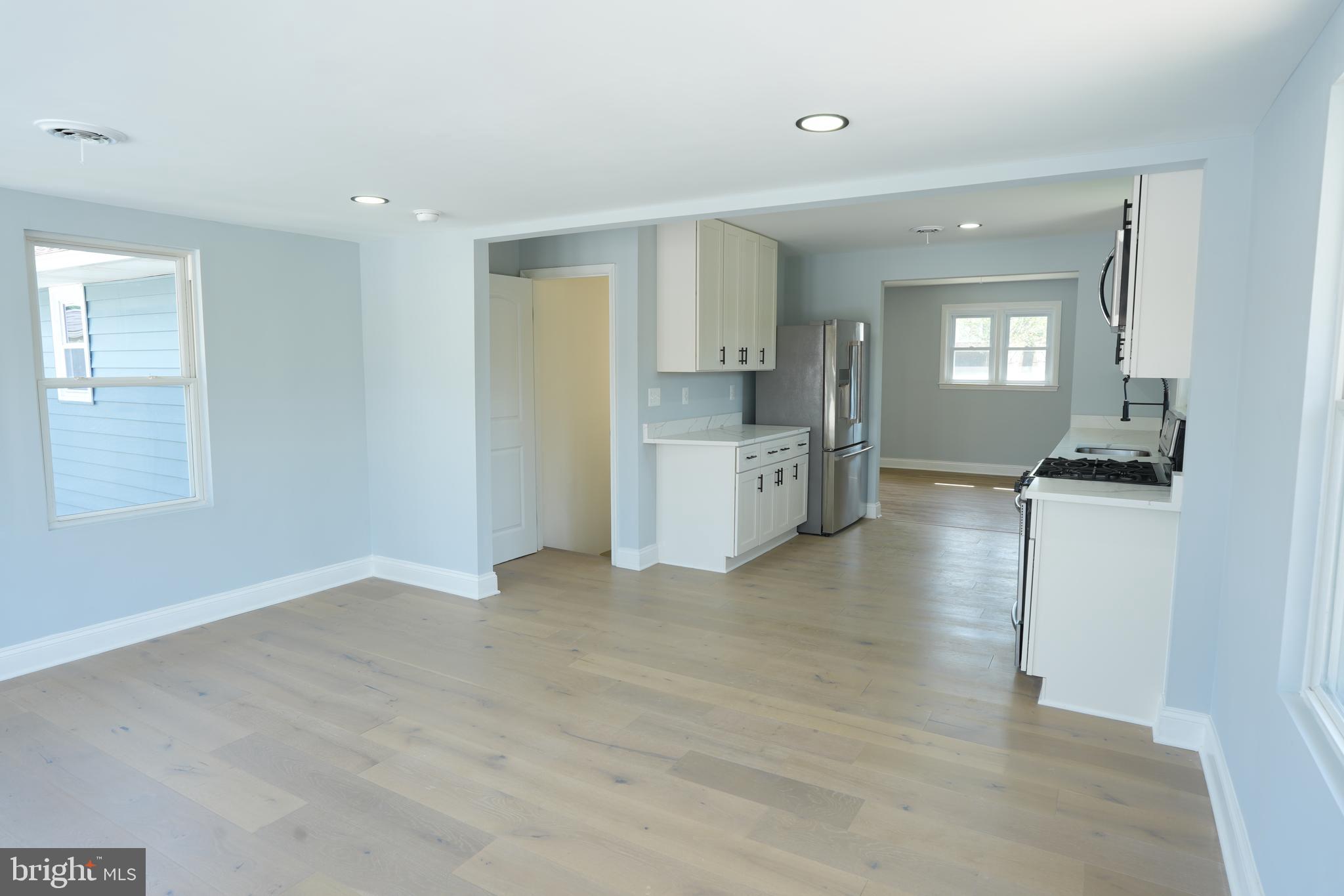 WOODLAWN HEIGHTS - Residential