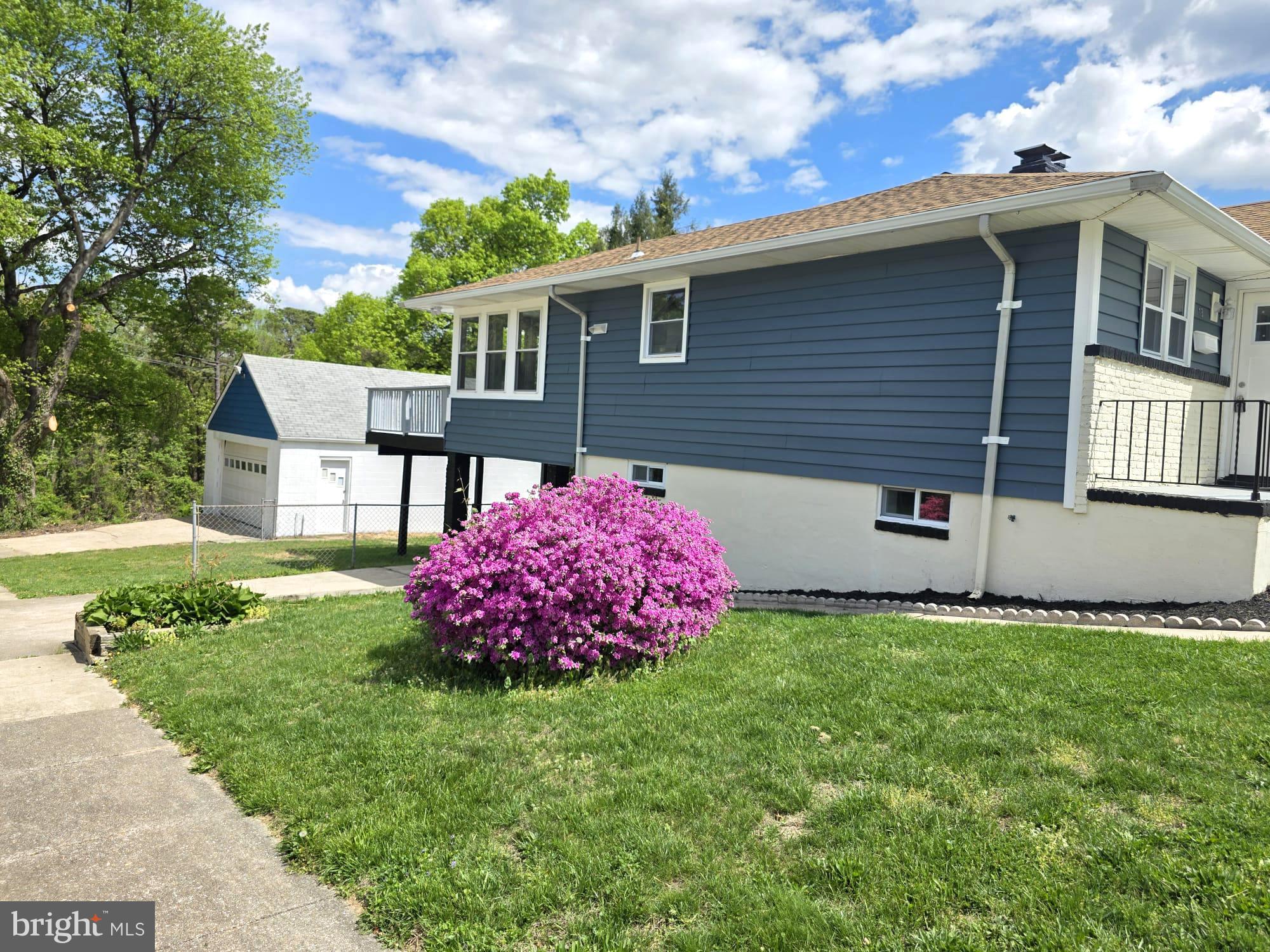 WOODLAWN HEIGHTS - Residential