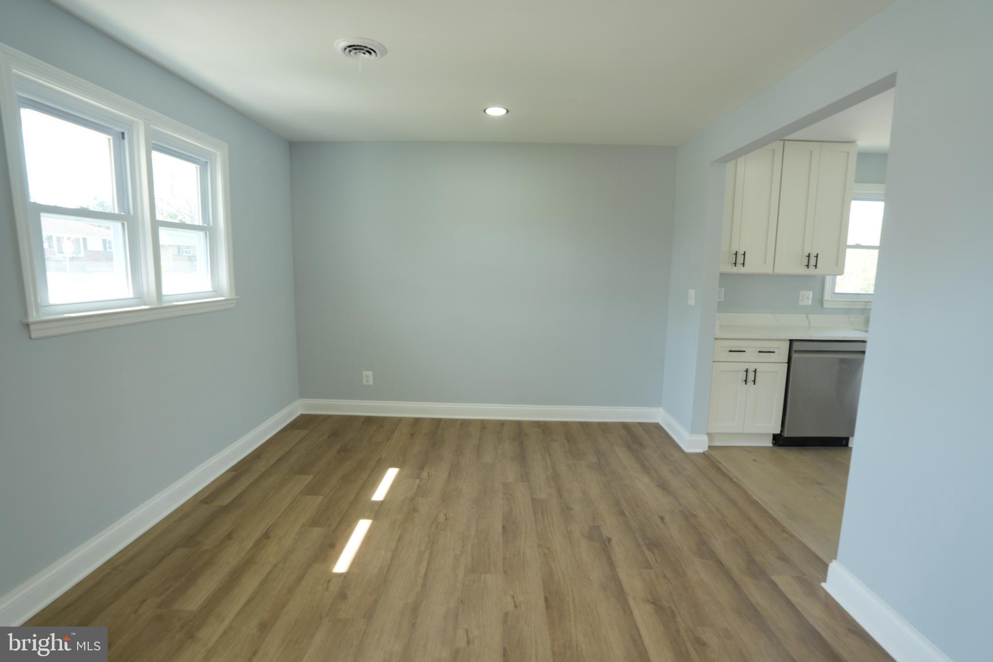 WOODLAWN HEIGHTS - Residential