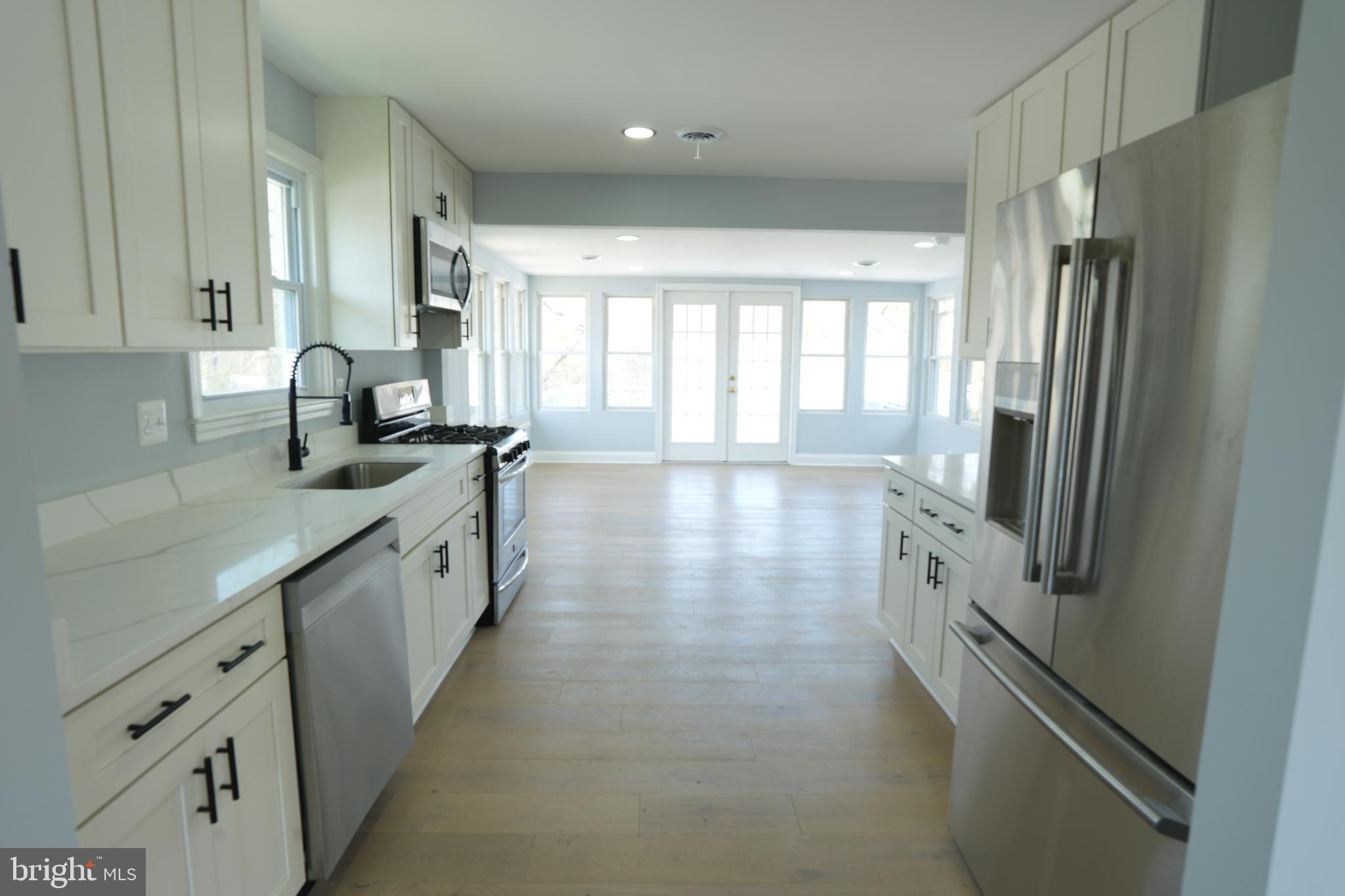 WOODLAWN HEIGHTS - Residential