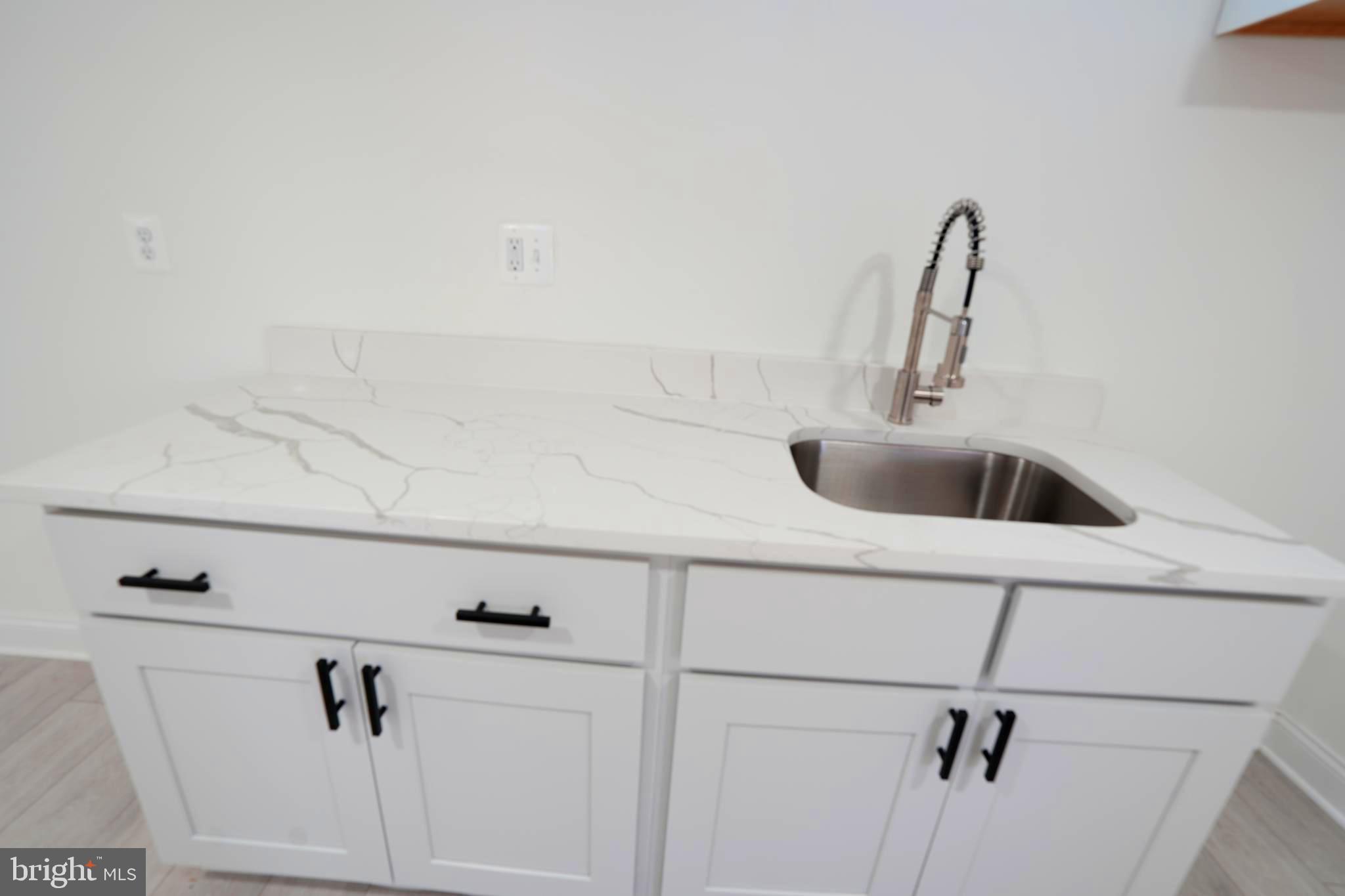 WOODLAWN HEIGHTS - Residential