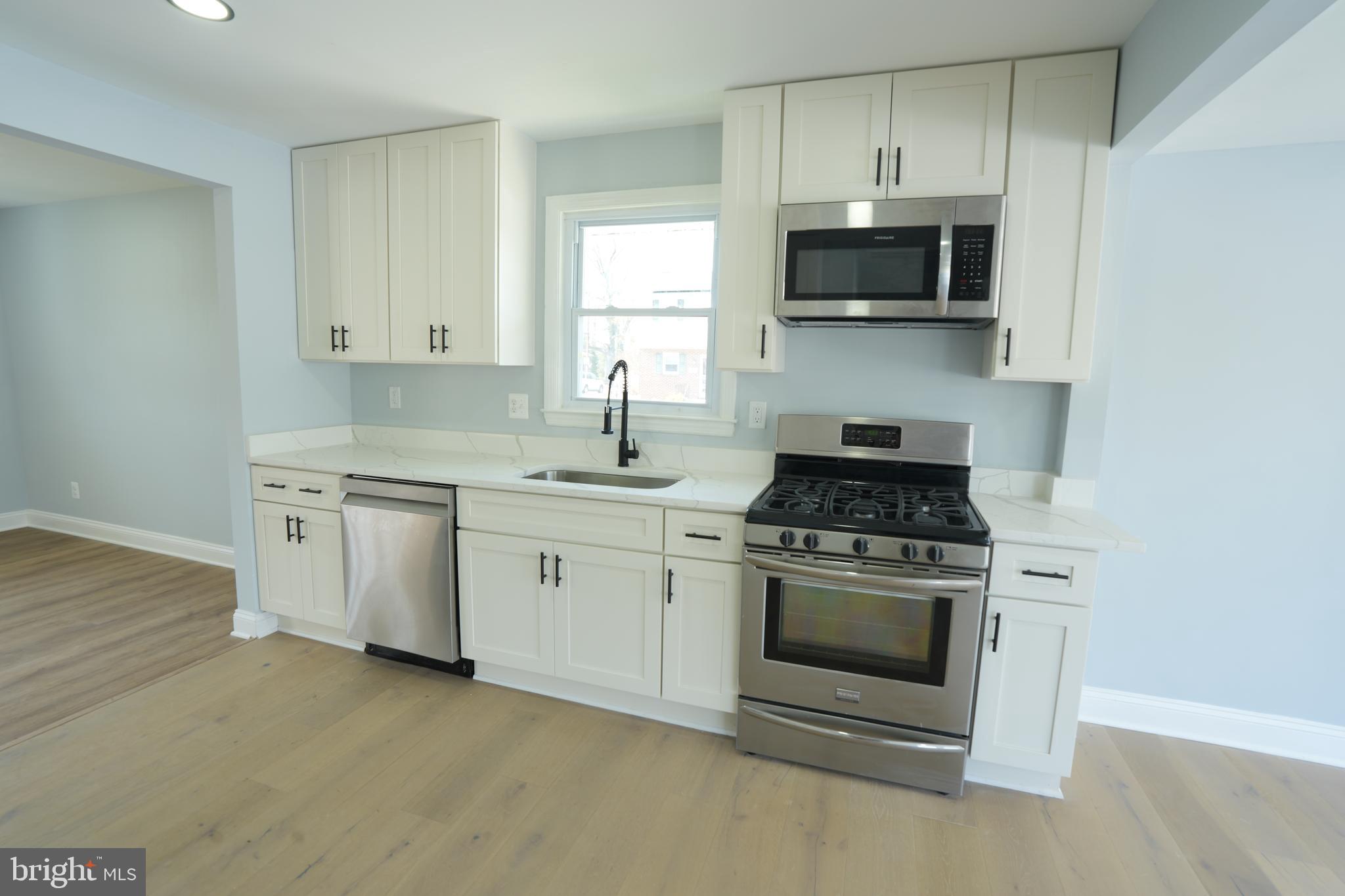 WOODLAWN HEIGHTS - Residential